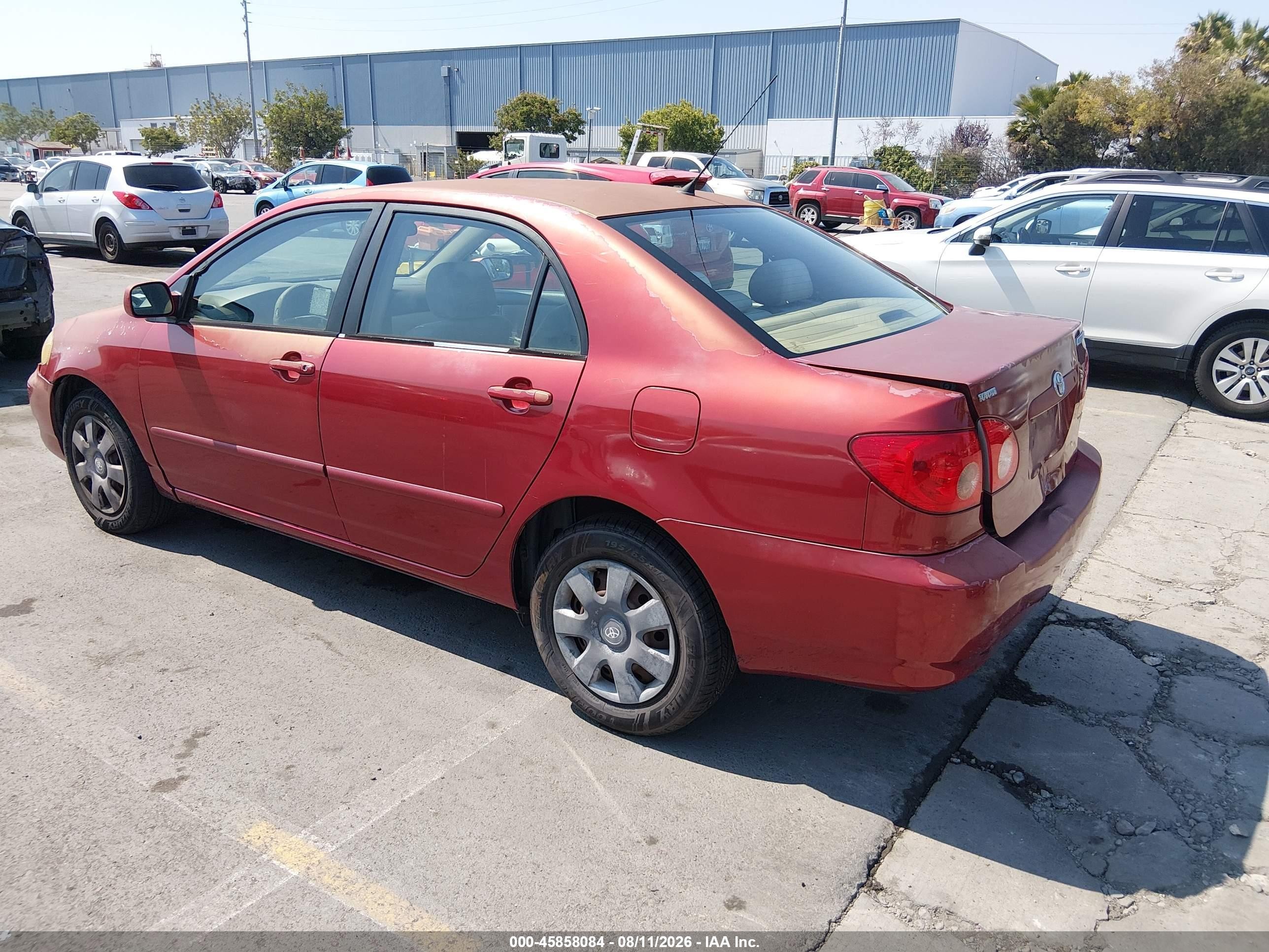 2005 Toyota Corolla Le Красный vin: 1NXBR32EX5Z474834