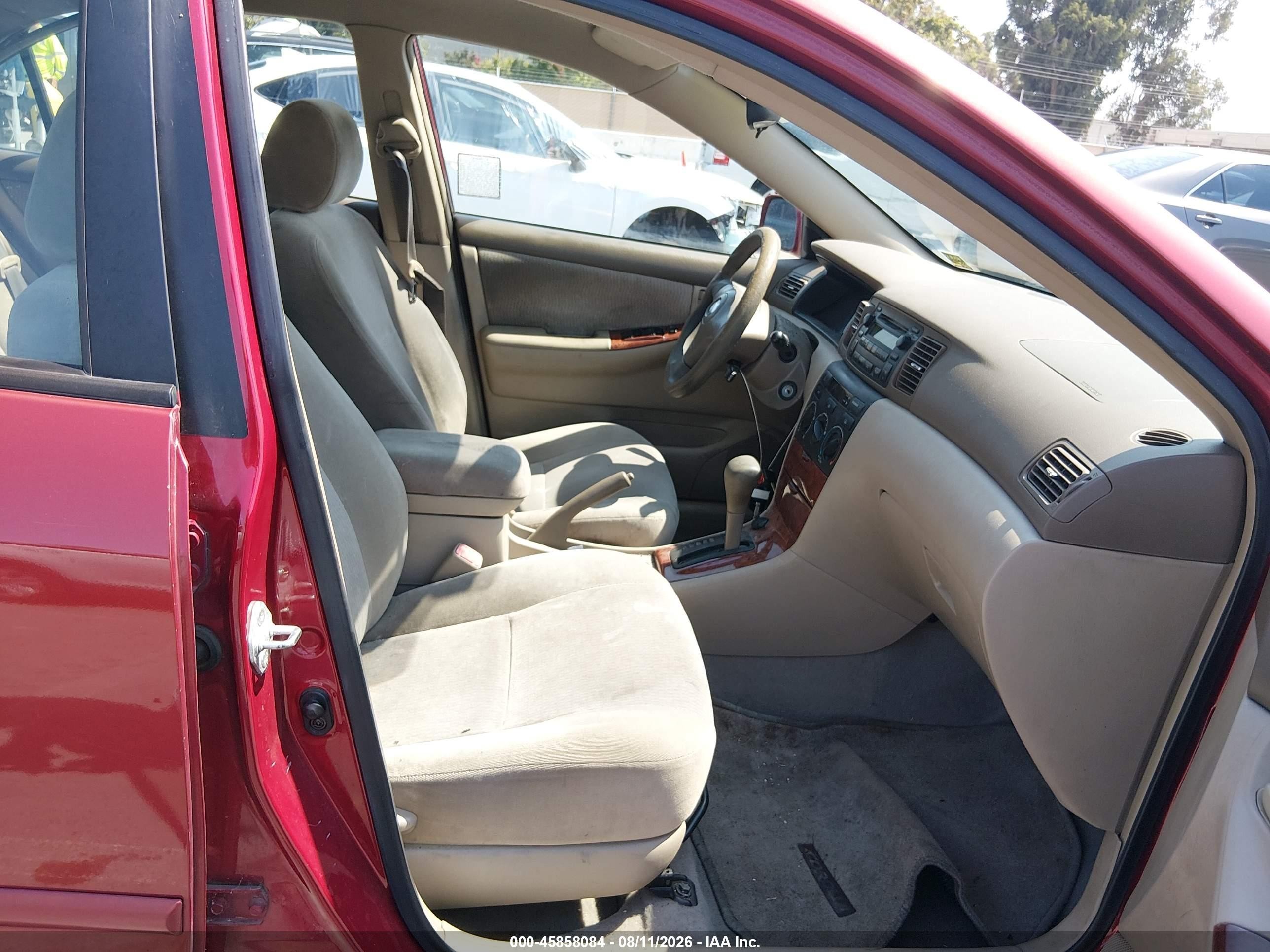 2005 Toyota Corolla Le Красный vin: 1NXBR32EX5Z474834