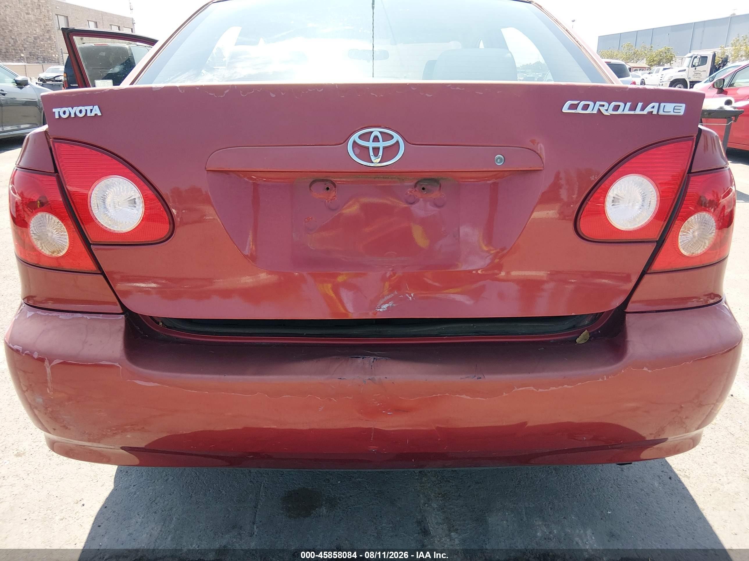 2005 Toyota Corolla Le Красный vin: 1NXBR32EX5Z474834