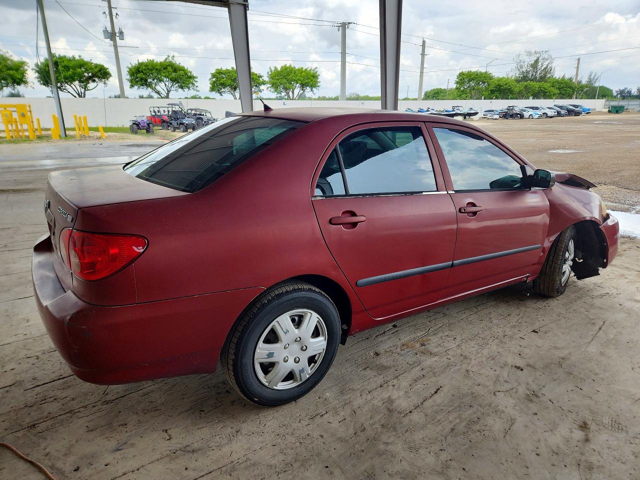 2005 Toyota Corolla Ce Red vin: 1NXBR32EX5Z501871