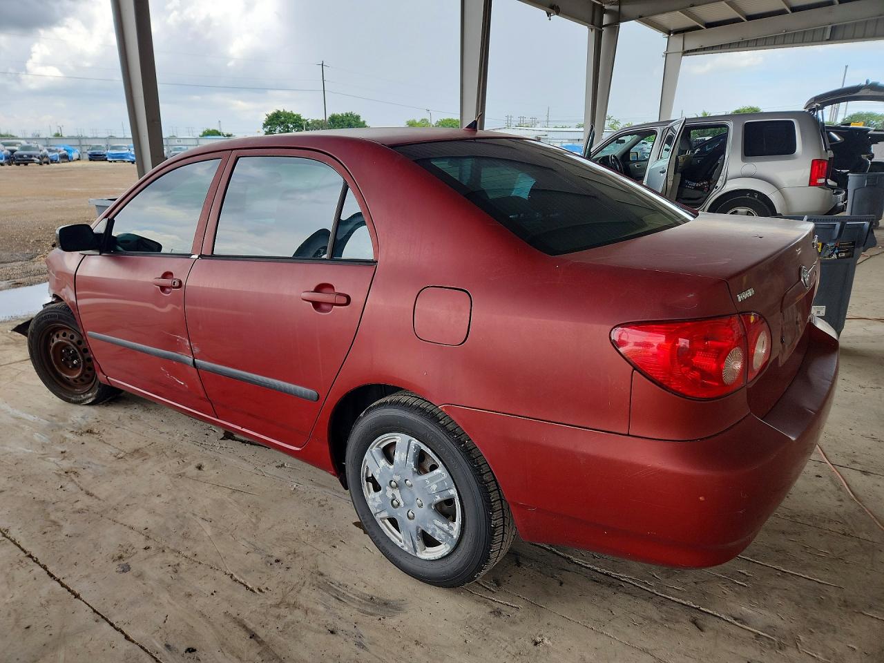 2005 Toyota Corolla Ce Red vin: 1NXBR32EX5Z501871