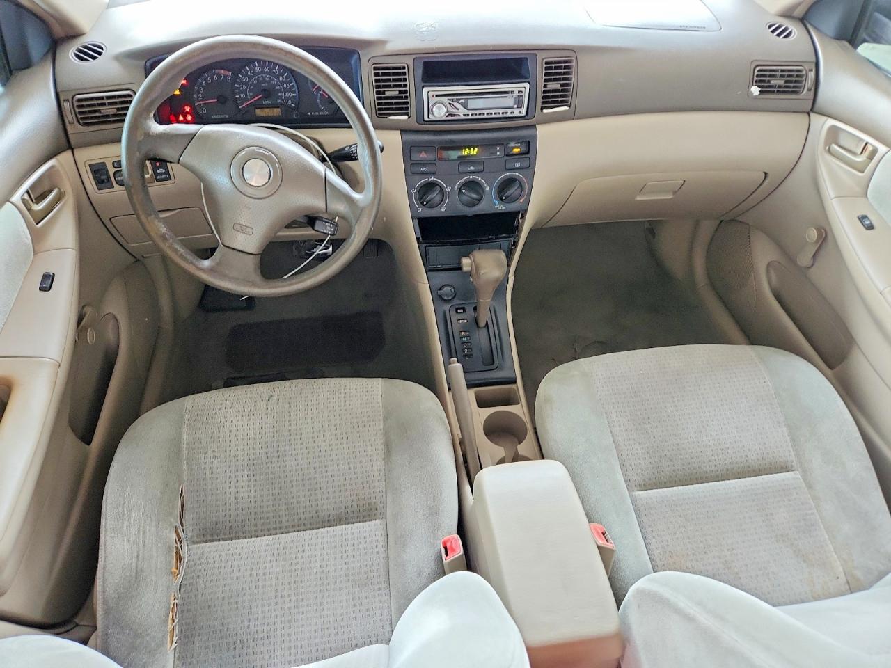 2005 Toyota Corolla Ce Red vin: 1NXBR32EX5Z501871