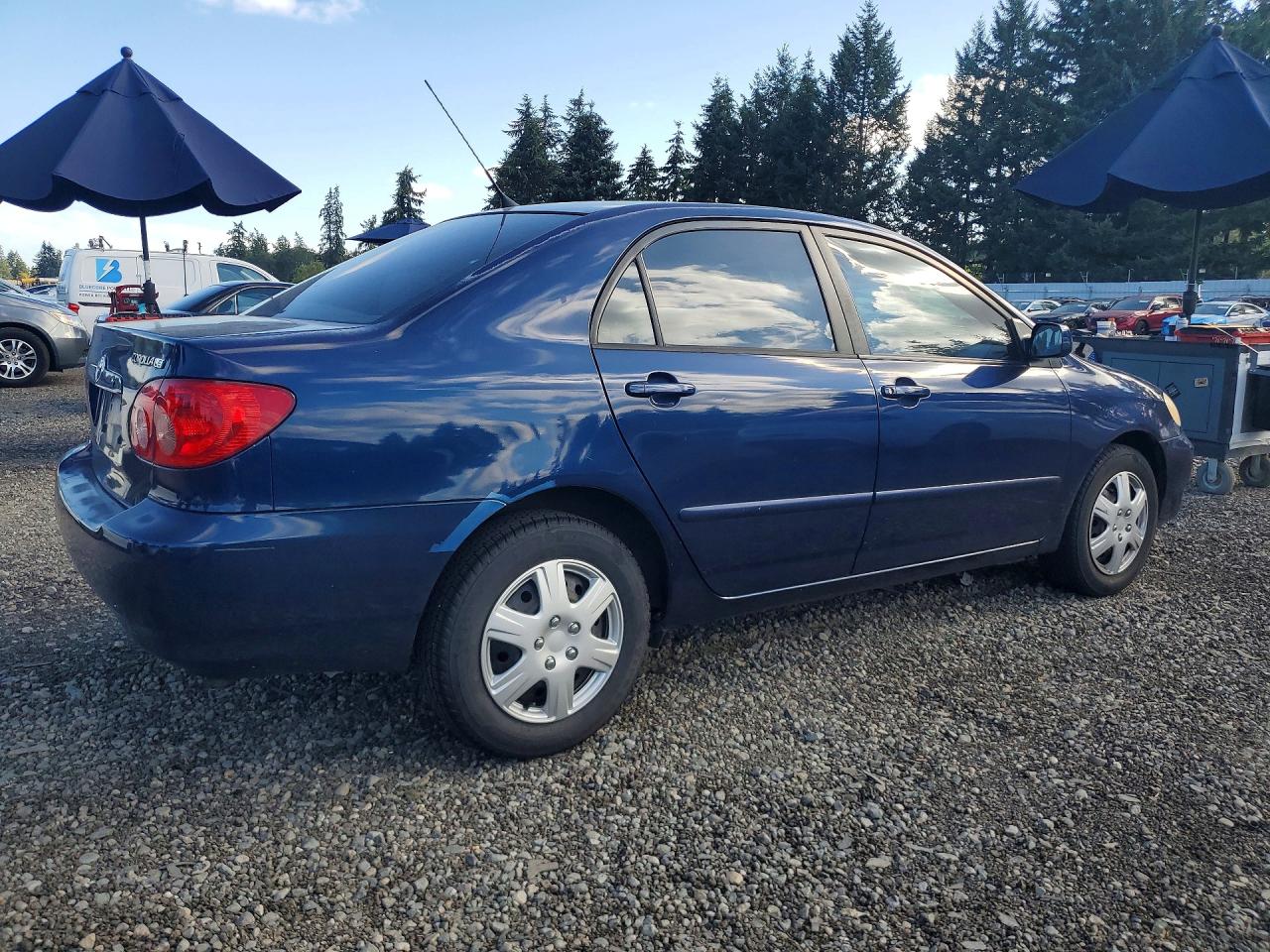 2005 Toyota Corolla Le Blue vin: 1NXBR32EX5Z542453
