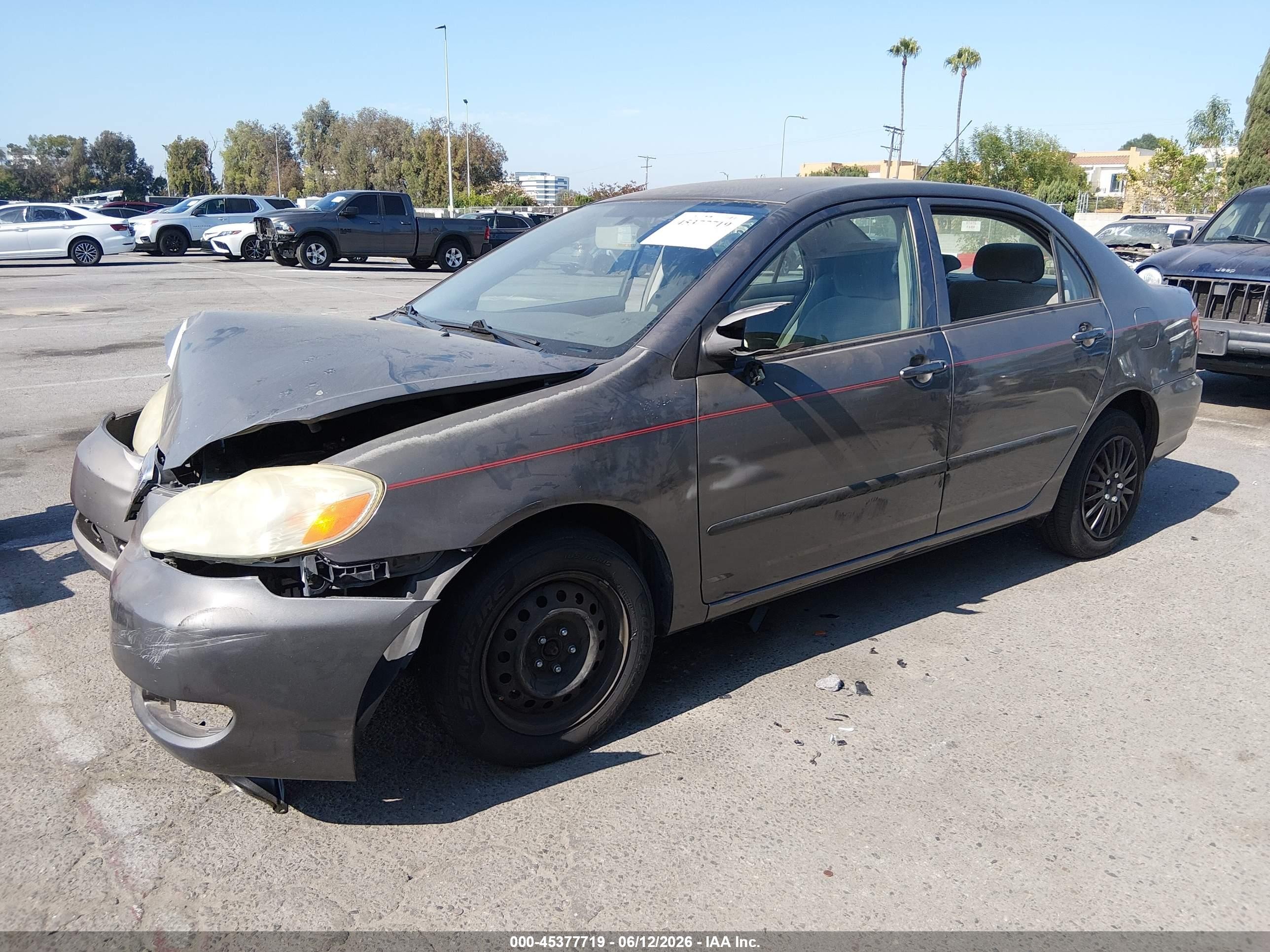 2005 Toyota Corolla Ce Серый vin: 1NXBR32EX5Z547362