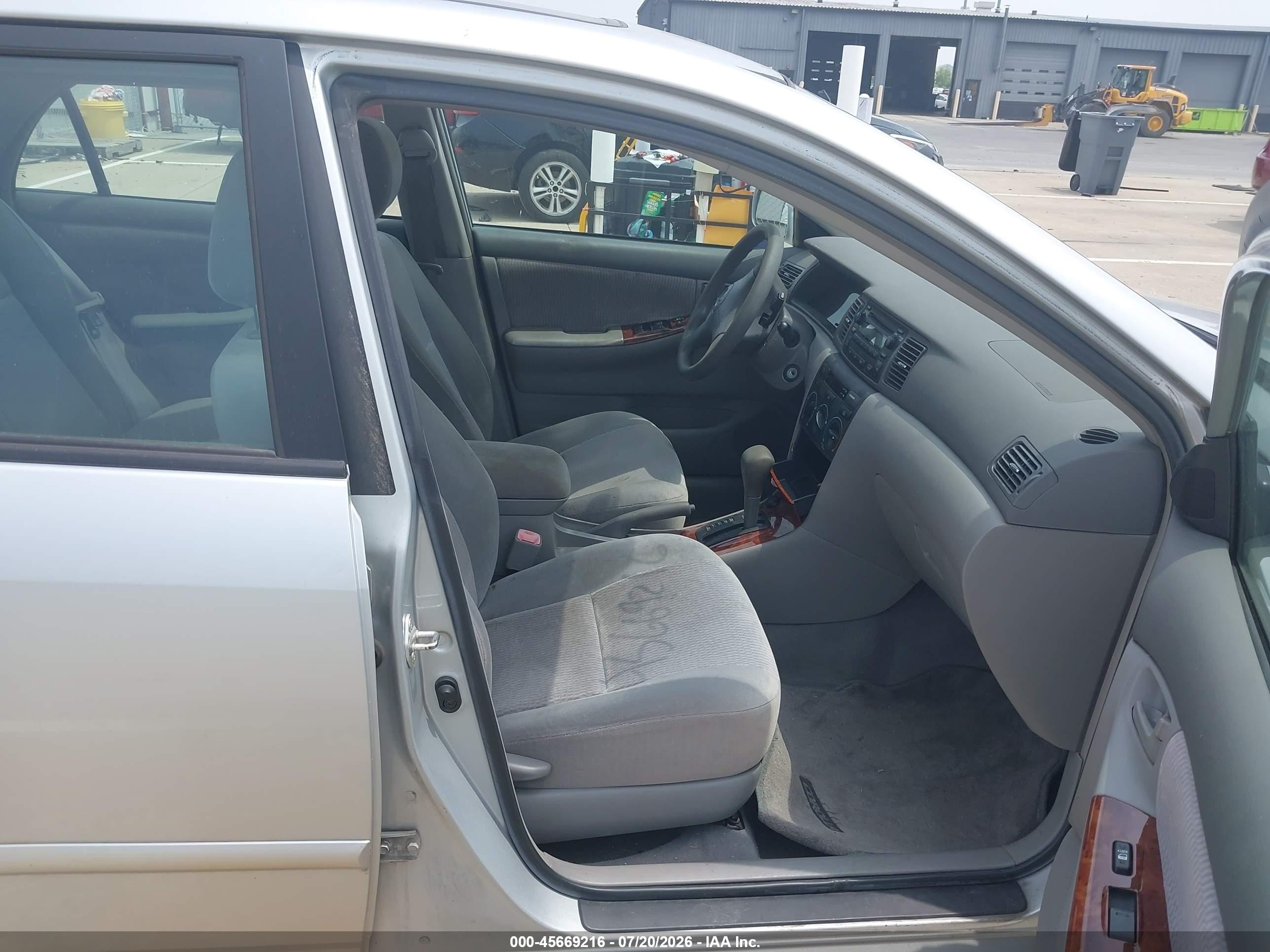 2006 Toyota Corolla Le Silver vin: 1NXBR32EX6Z570190