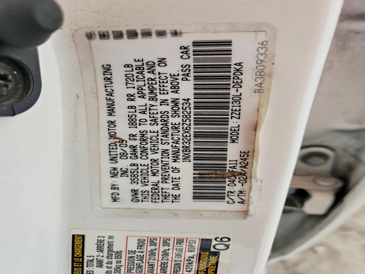 2006 Toyota Corolla Ce White vin: 1NXBR32EX6Z582534