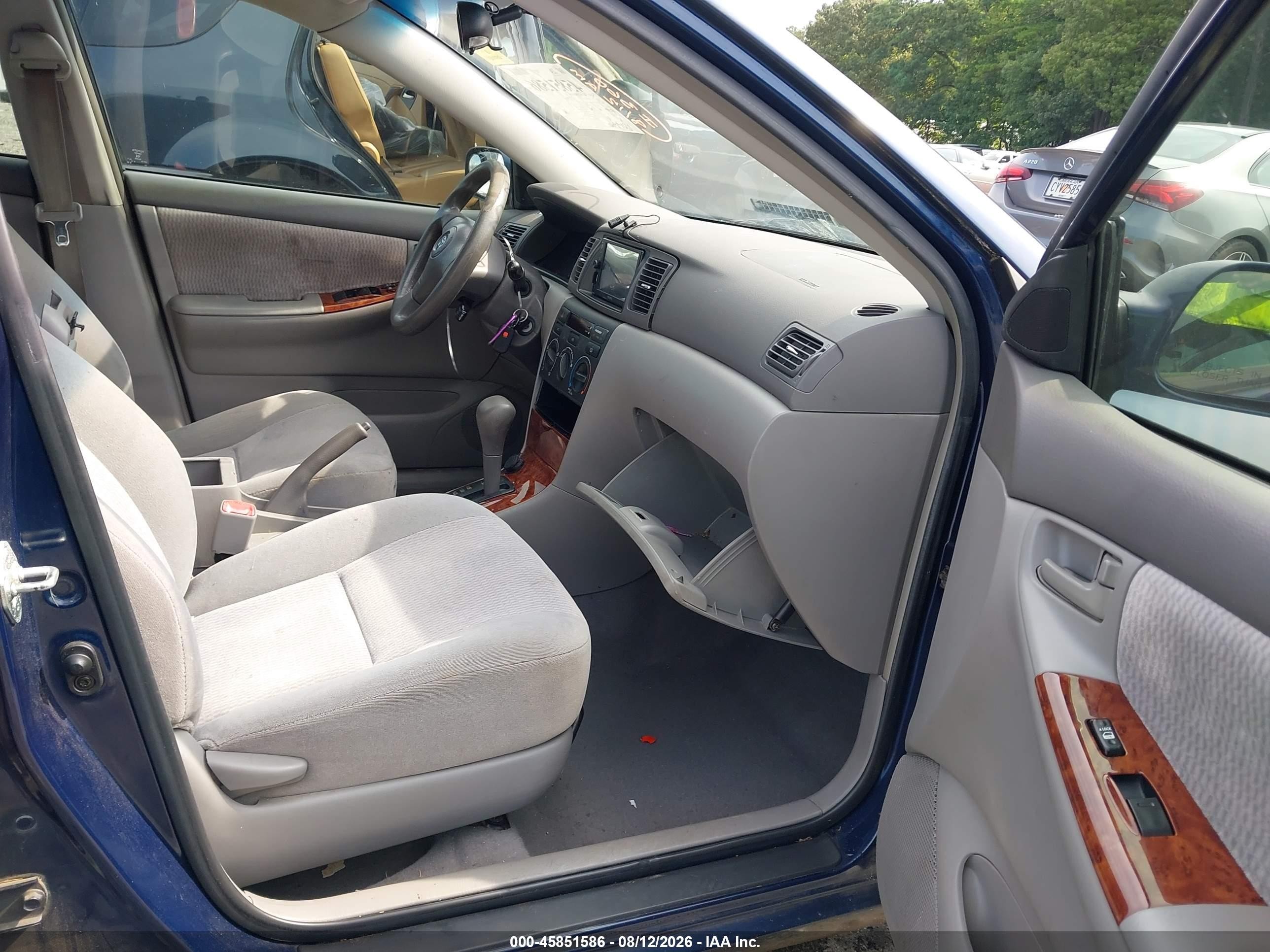 2006 Toyota Corolla Le Blue vin: 1NXBR32EX6Z662917