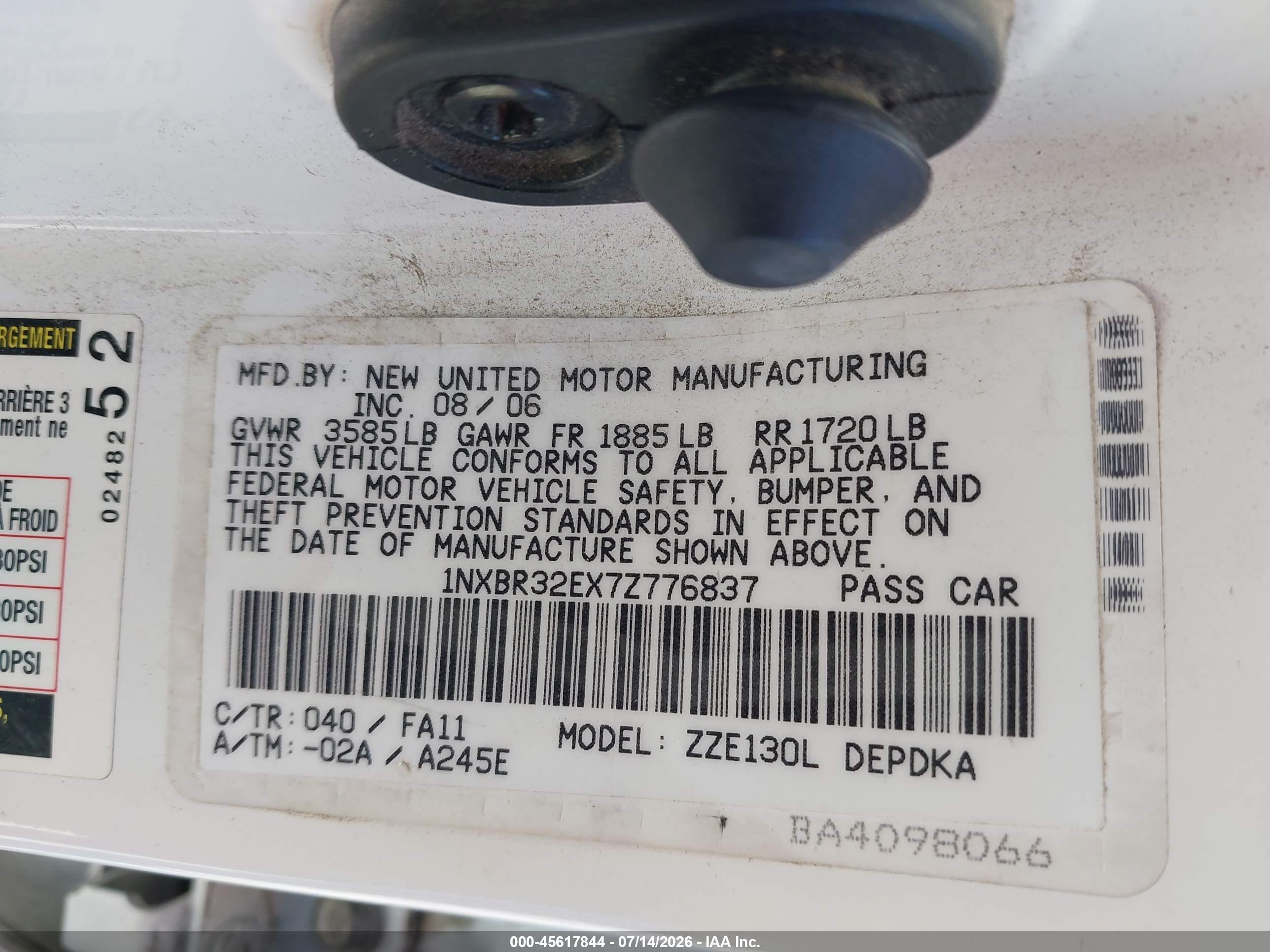 2007 Toyota Corolla Ce White vin: 1NXBR32EX7Z776837