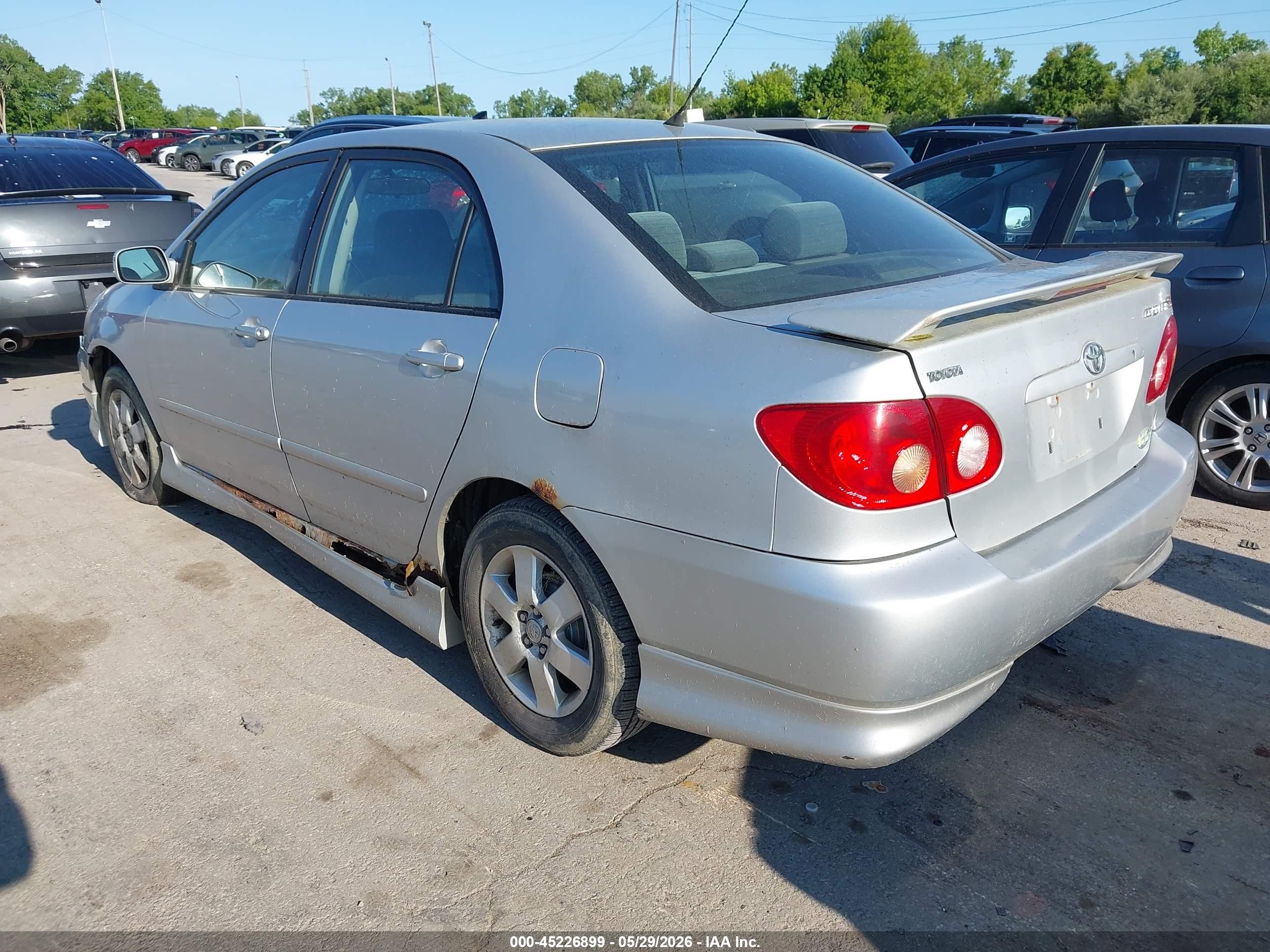 2007 Toyota Corolla S Серебряный vin: 1NXBR32EX7Z798868