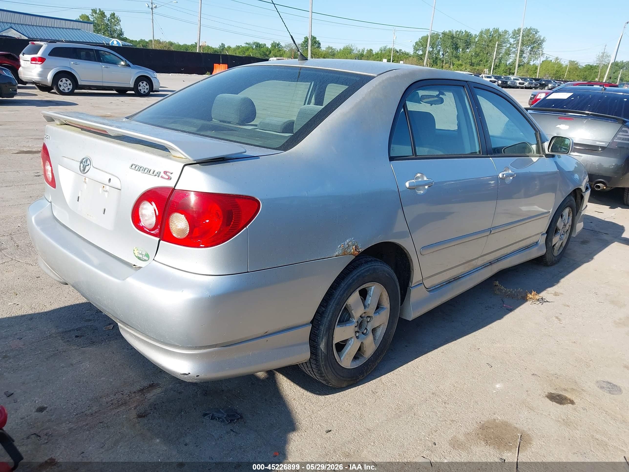 2007 Toyota Corolla S Серебряный vin: 1NXBR32EX7Z798868
