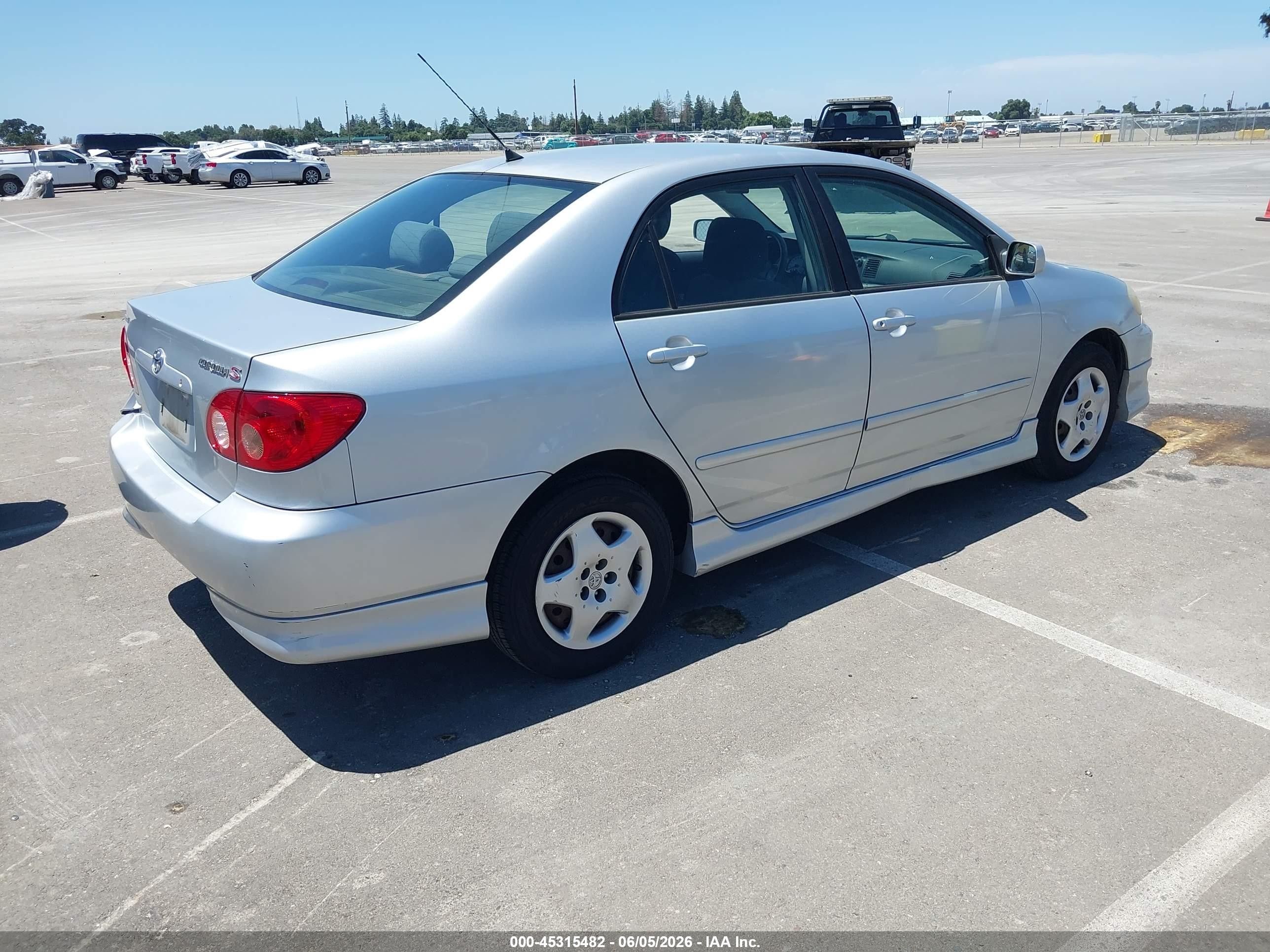 2007 Toyota Corolla S Серебряный vin: 1NXBR32EX7Z880373
