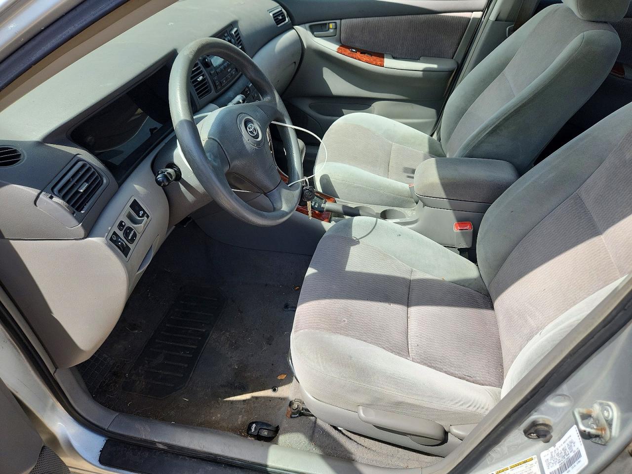 2007 Toyota Corolla Le Silver vin: 1NXBR32EX7Z898047