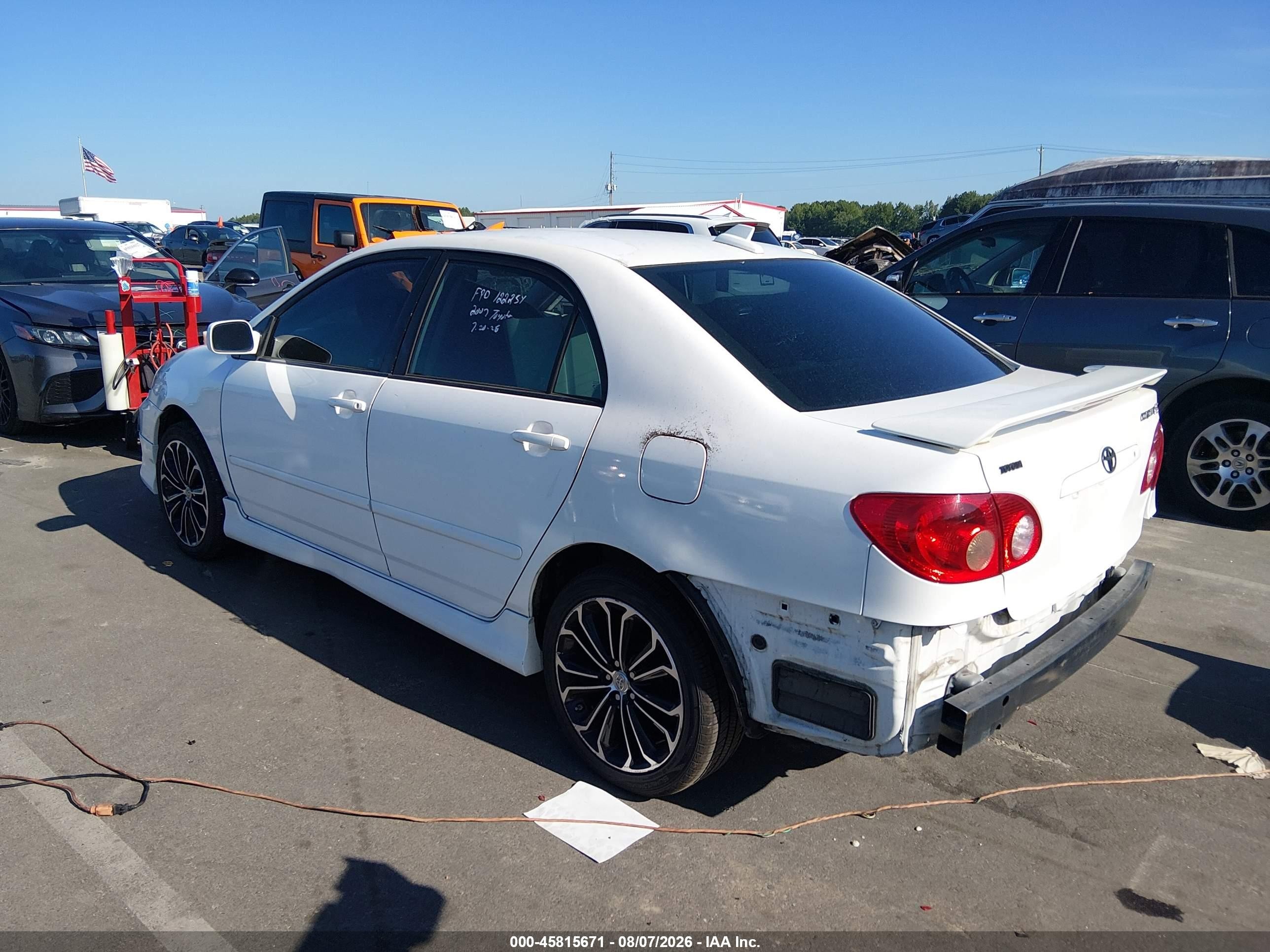 2007 Toyota Corolla S White vin: 1NXBR32EX7Z903957