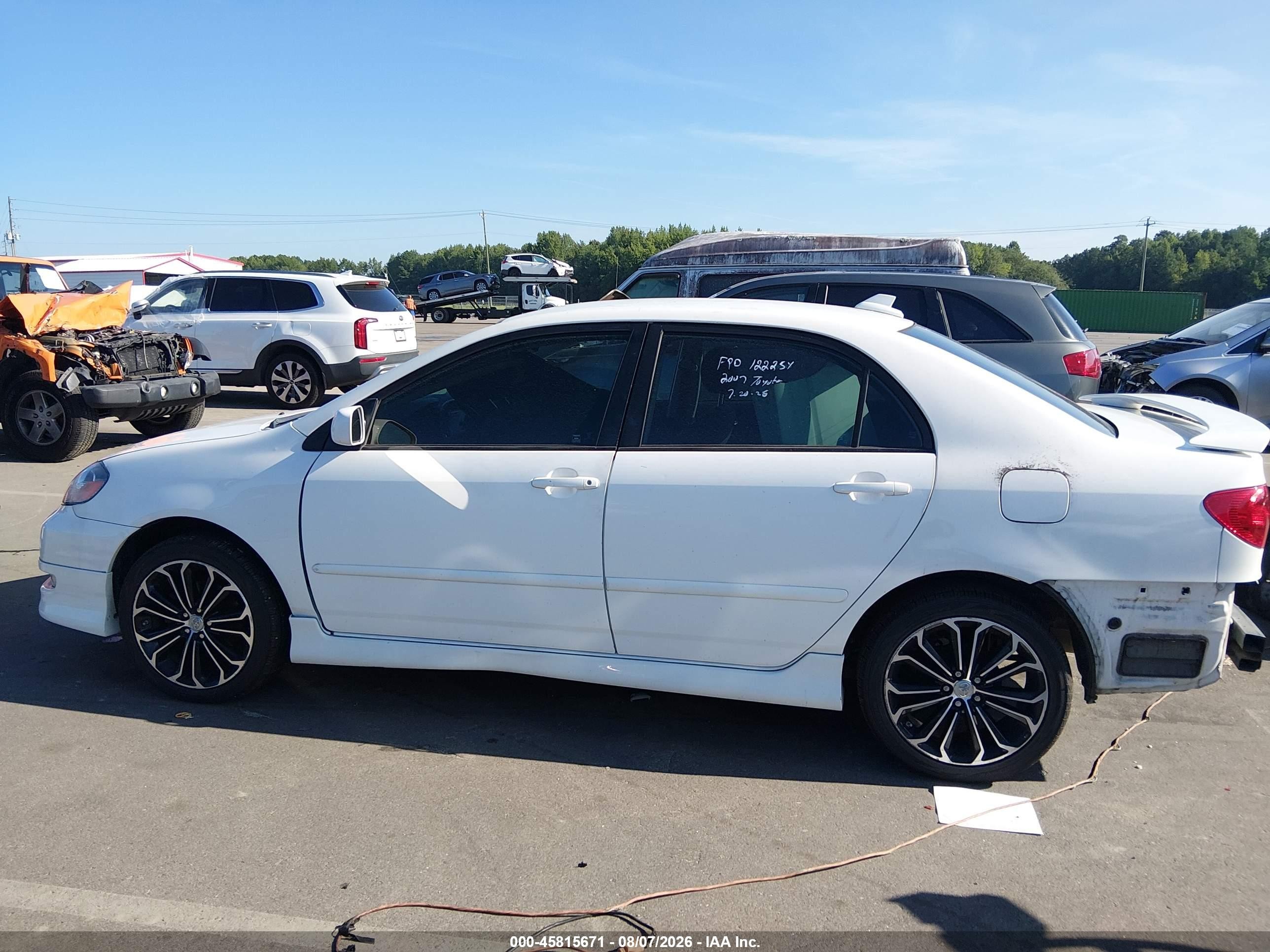2007 Toyota Corolla S White vin: 1NXBR32EX7Z903957