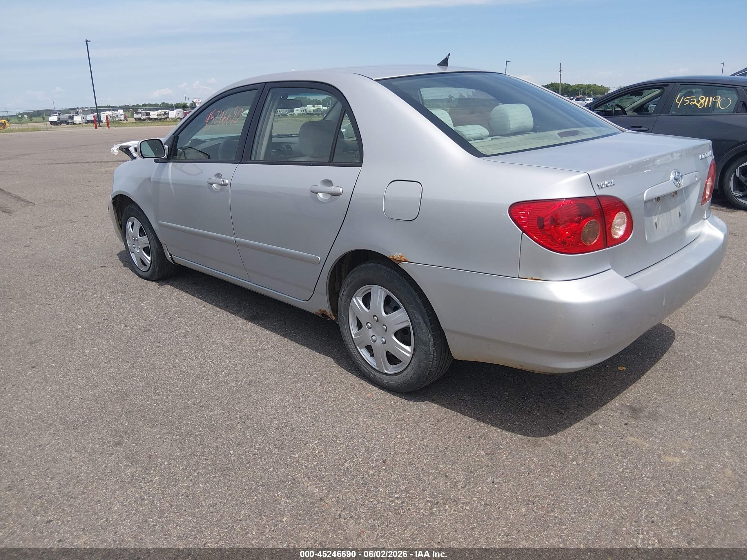 2008 Toyota Corolla Le Серебряный vin: 1NXBR32EX8Z963089