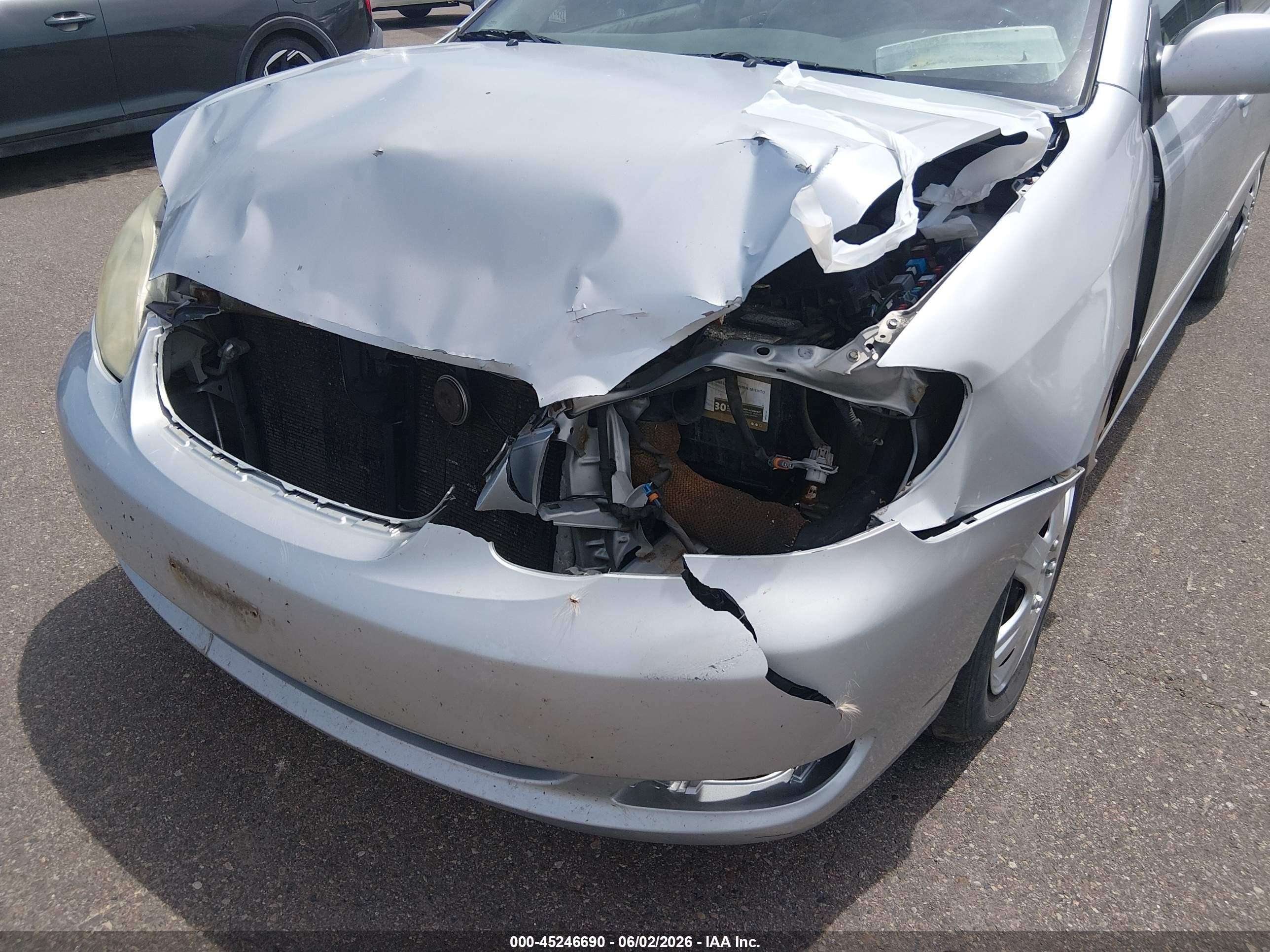 2008 Toyota Corolla Le Серебряный vin: 1NXBR32EX8Z963089