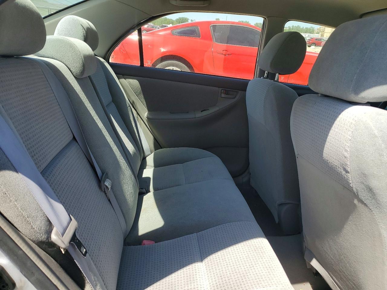 2008 Toyota Corolla Ce Silver vin: 1NXBR32EX8Z971399