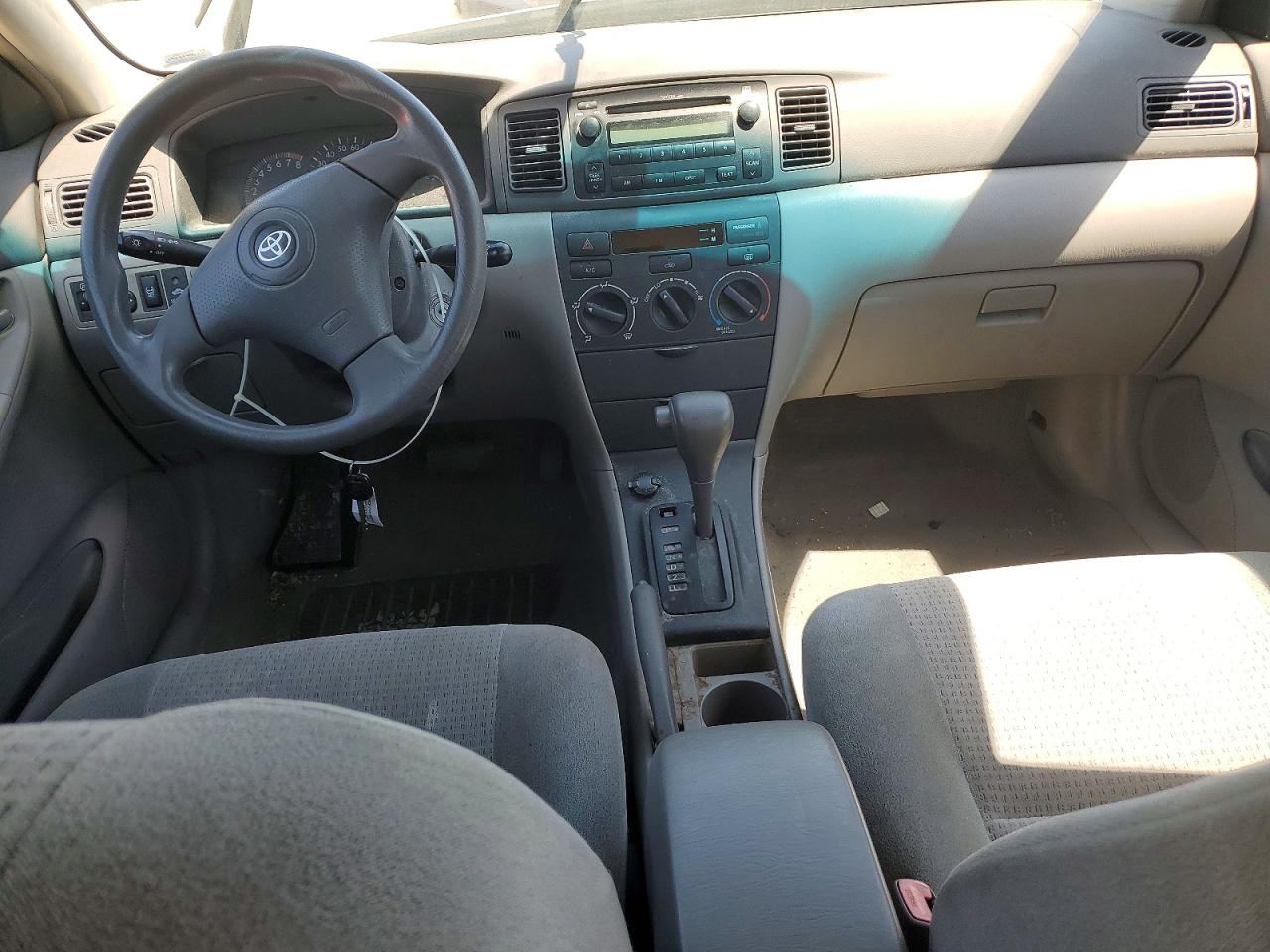 2008 Toyota Corolla Ce Silver vin: 1NXBR32EX8Z971399