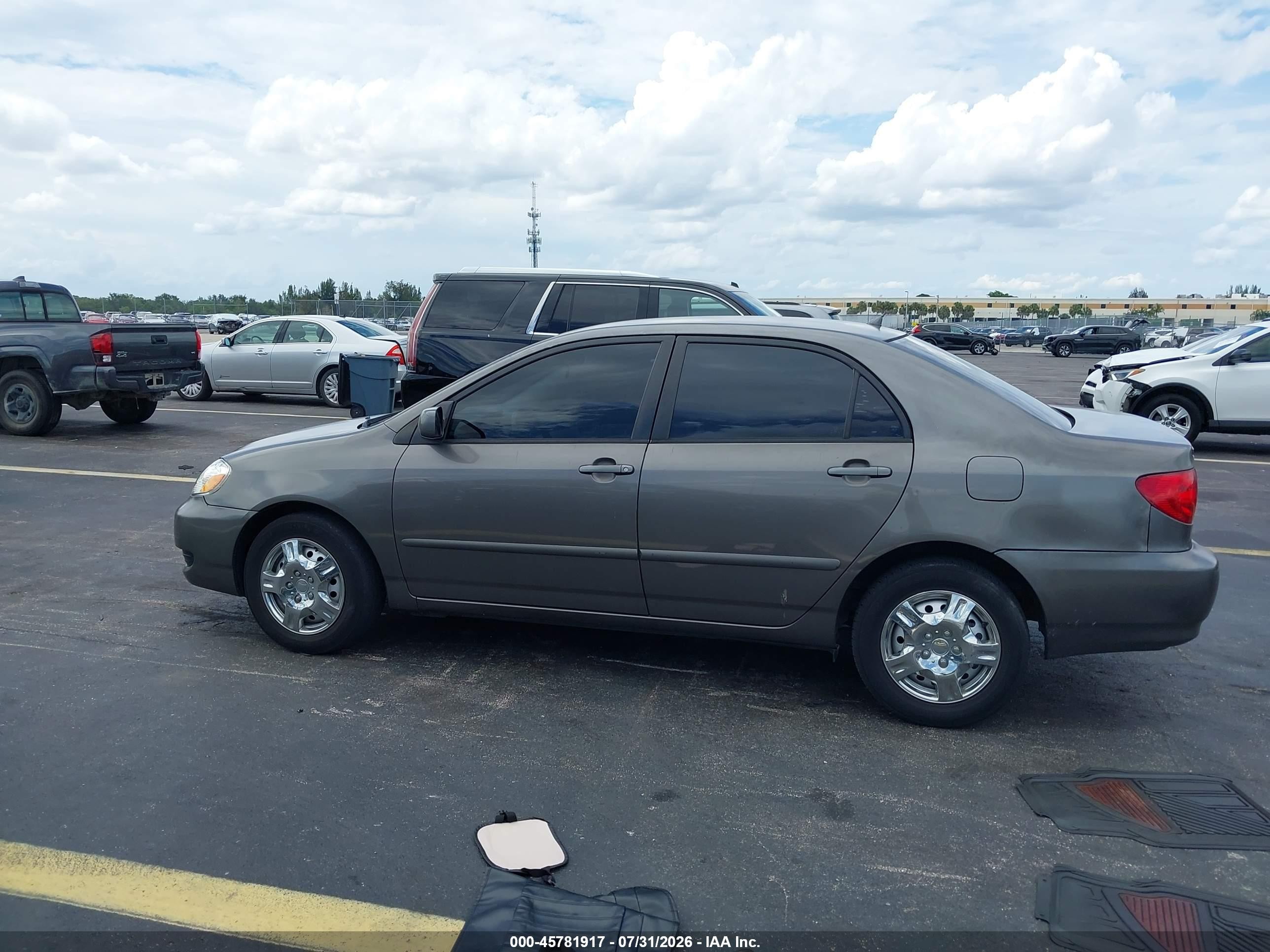 2008 Toyota Corolla Le Gray vin: 1NXBR32EX8Z998943