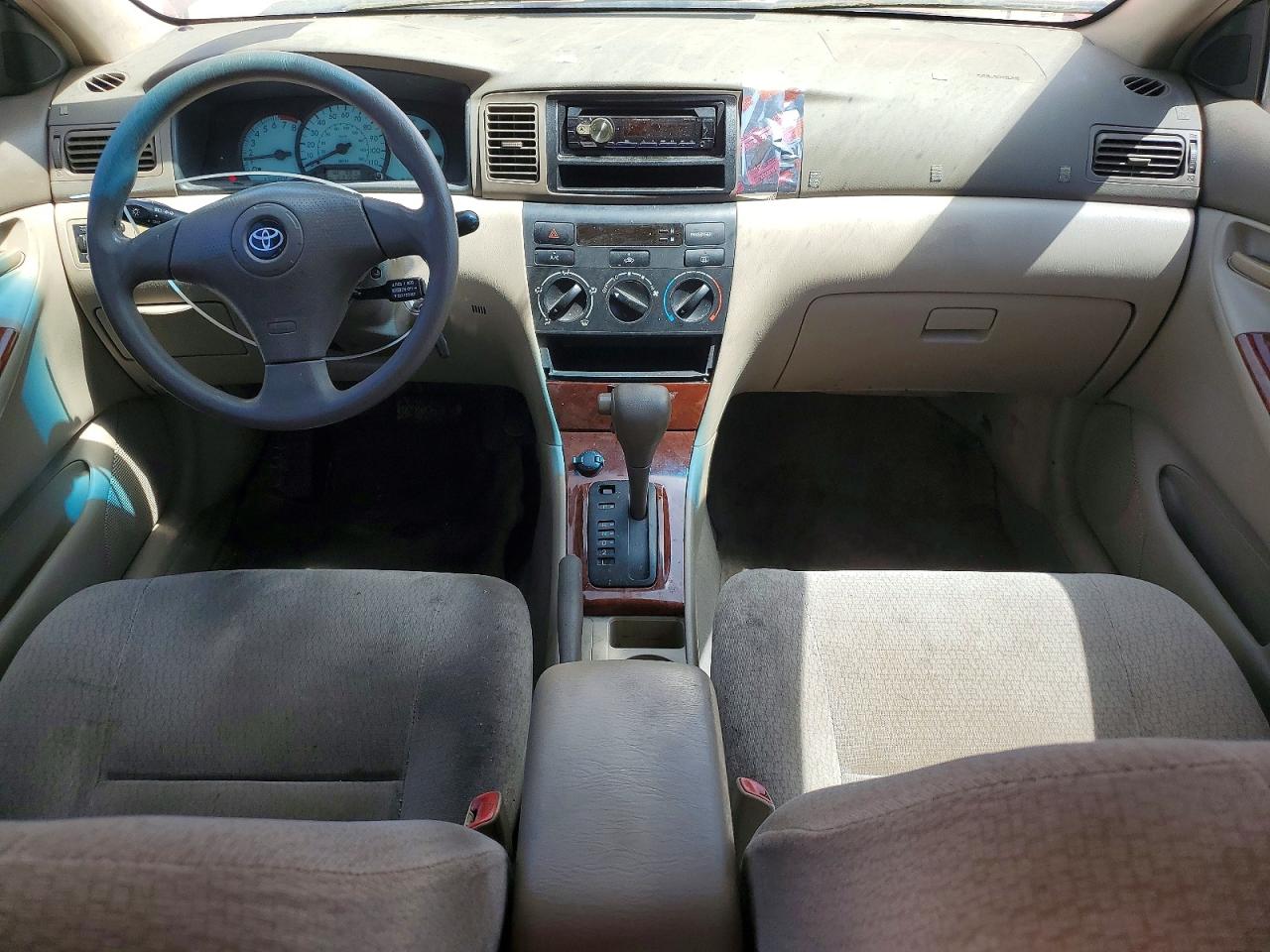 2004 Toyota Corolla Le Красный vin: 1NXBR38E74Z304159