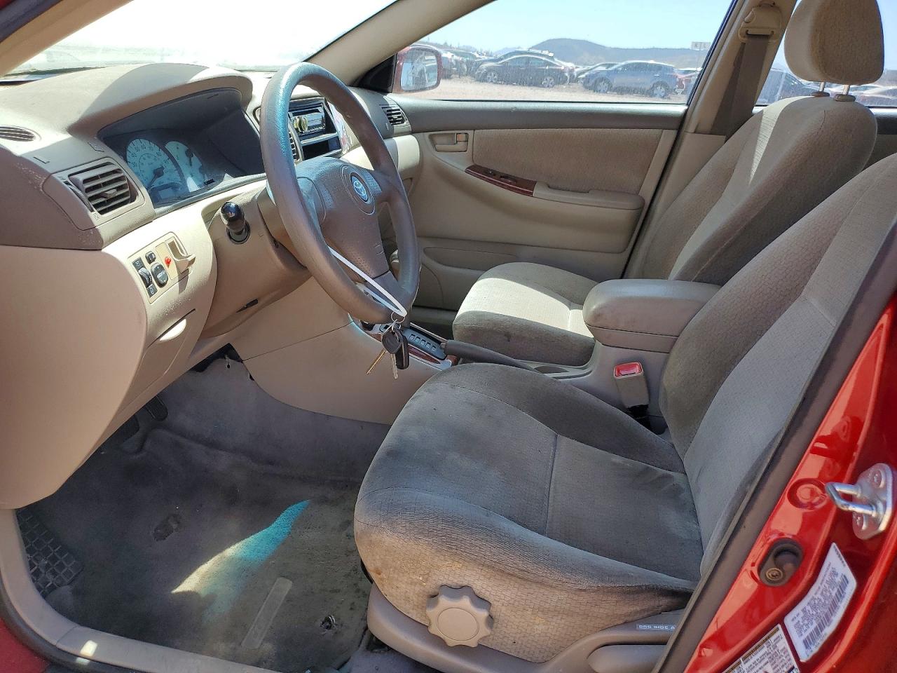 2004 Toyota Corolla Le Красный vin: 1NXBR38E74Z304159