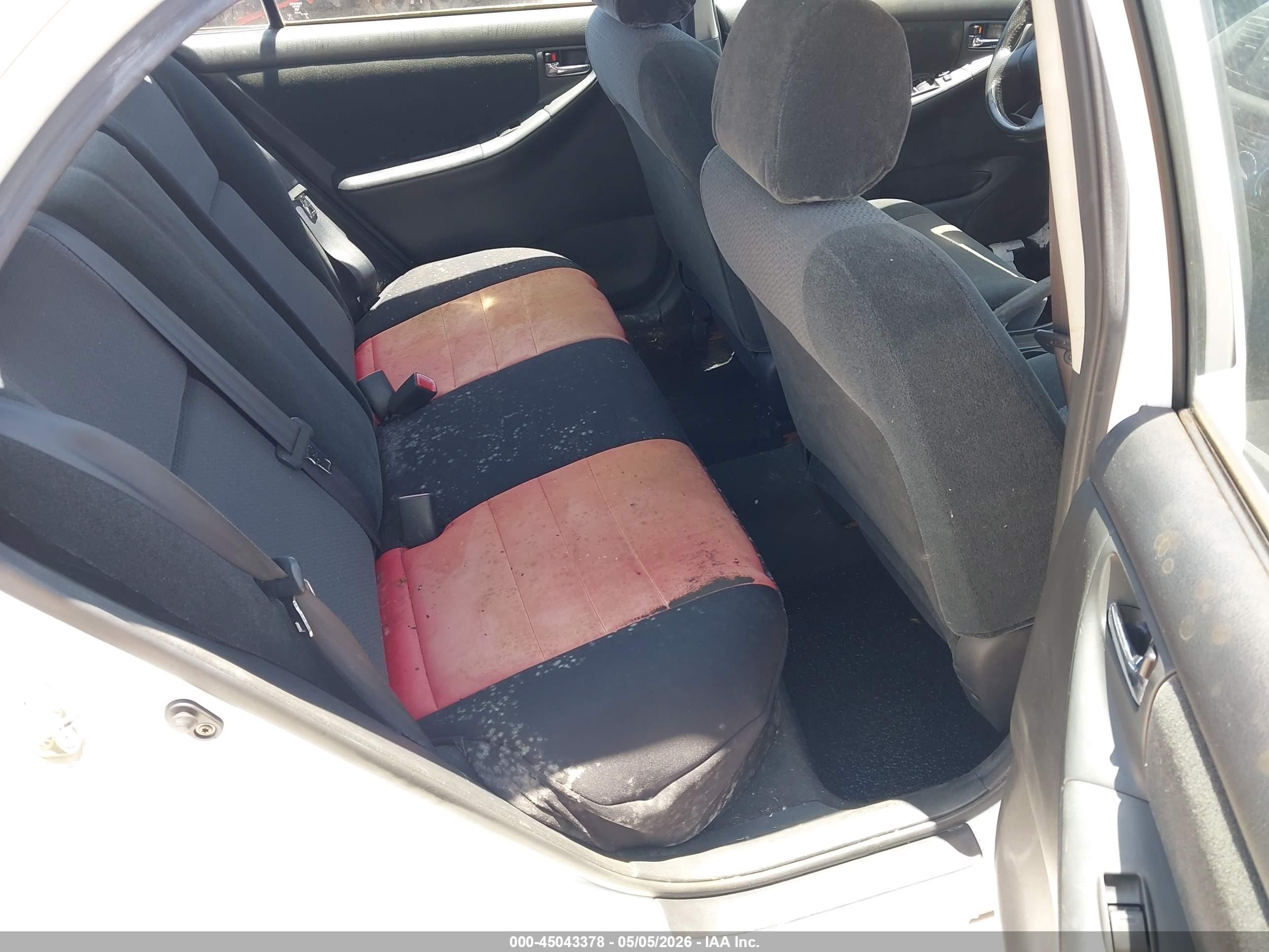 2004 Toyota Corolla S Белый vin: 1NXBR38E94Z294136
