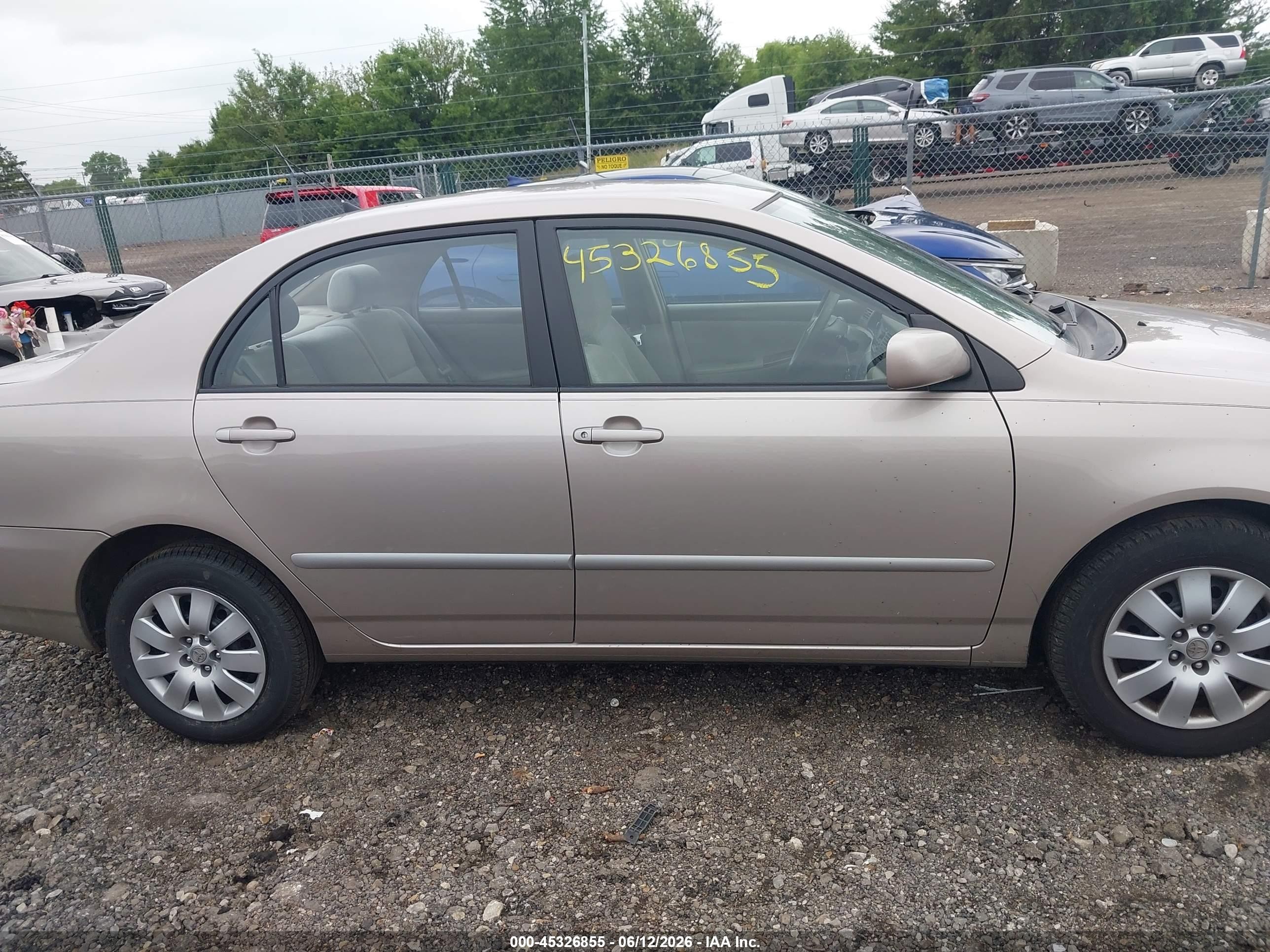 2003 Toyota Corolla Le Champagne vin: 1NXBR38EX3Z175350