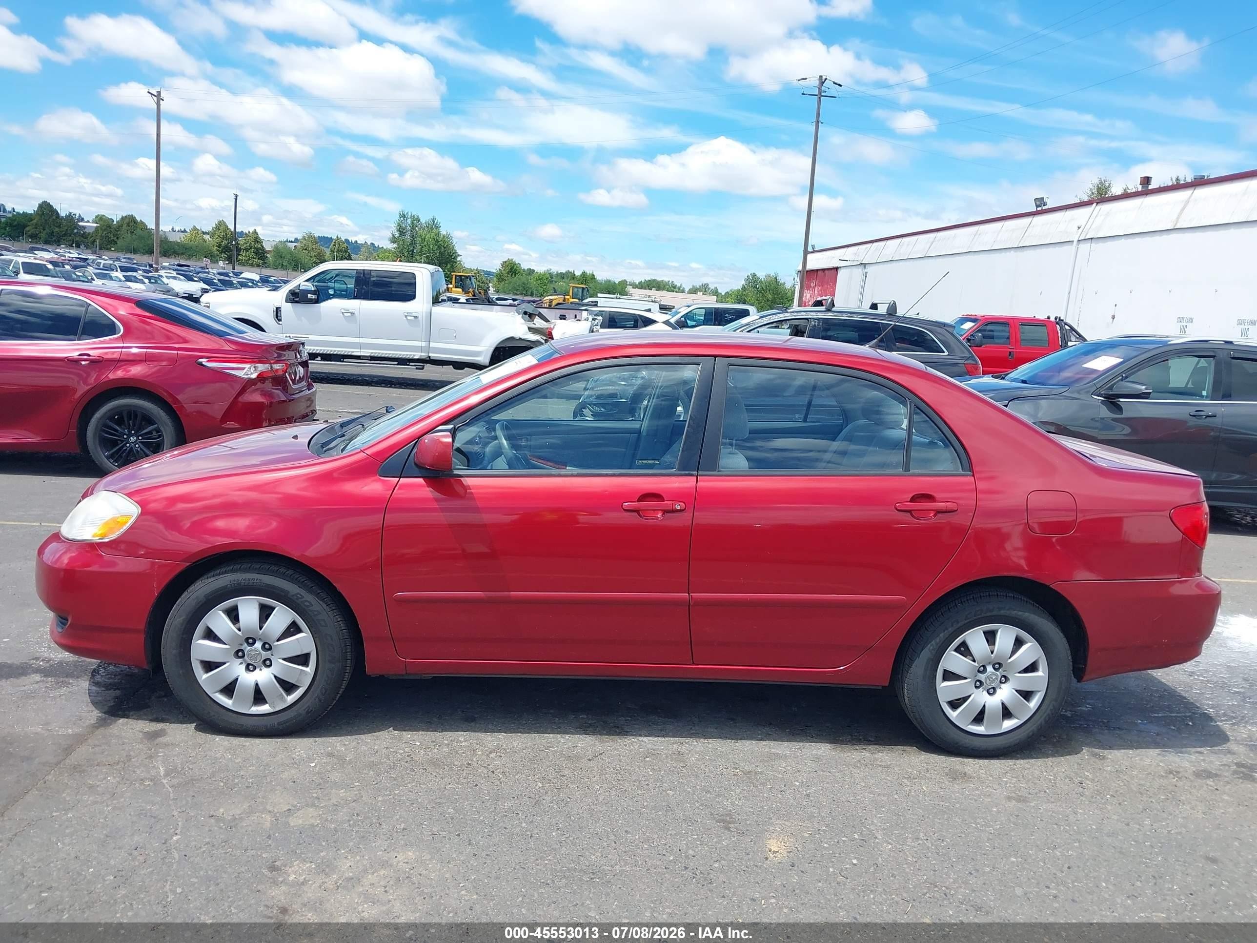 2004 Toyota Corolla Le Red vin: 1NXBR38EX4Z302406