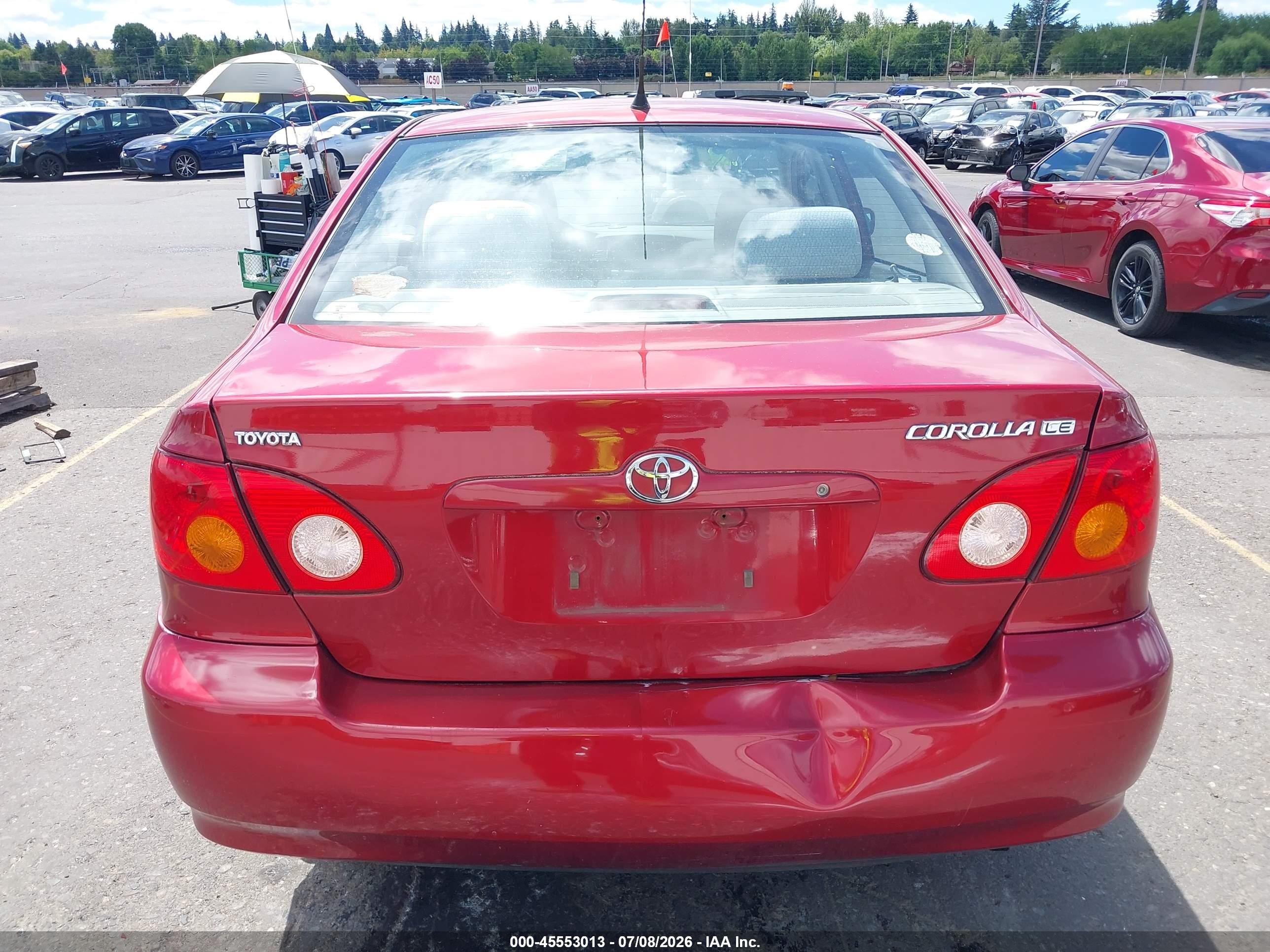 2004 Toyota Corolla Le Red vin: 1NXBR38EX4Z302406