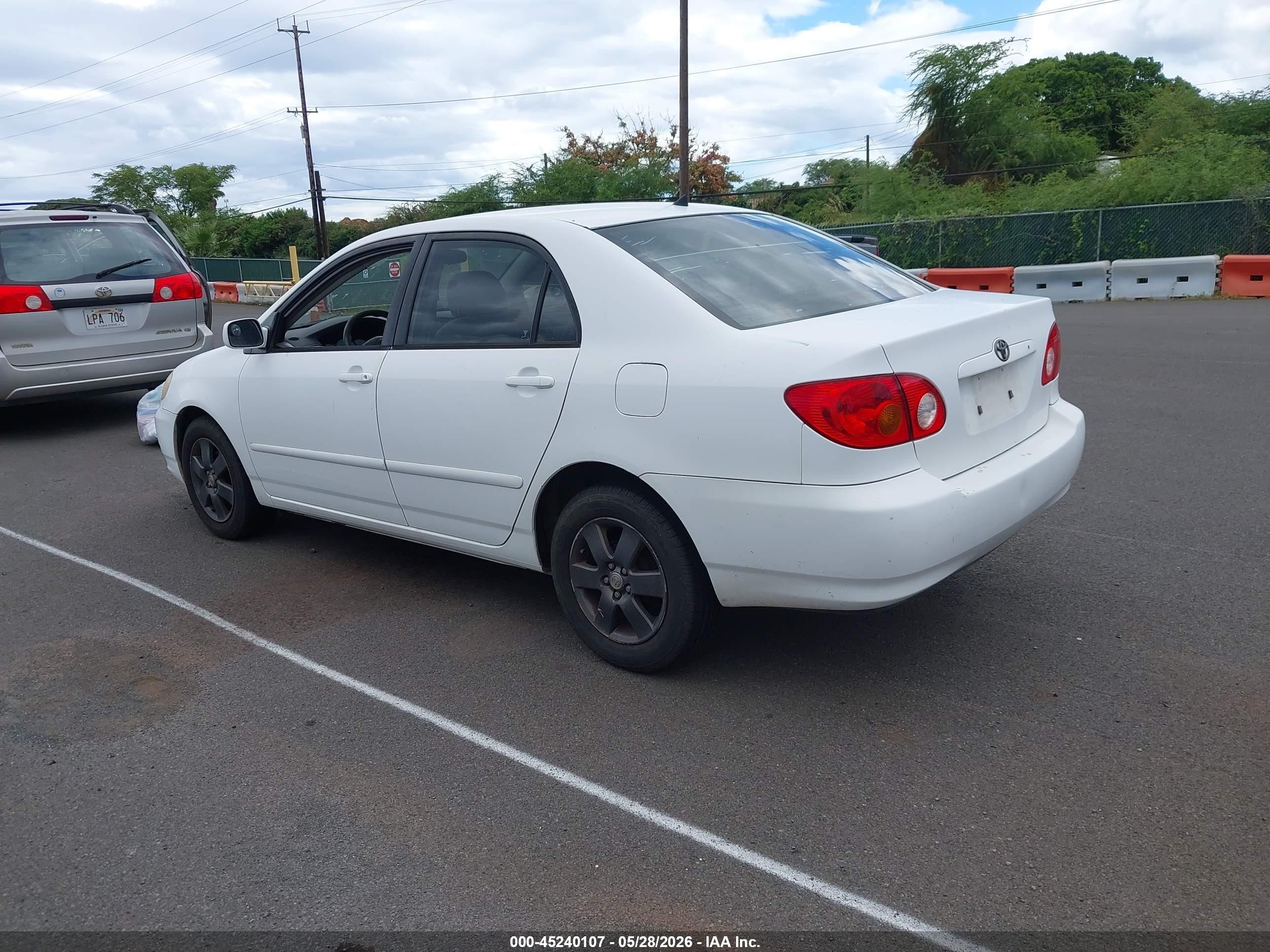 2003 Toyota Corolla   White vin: 1NXBR3HEX3D075099