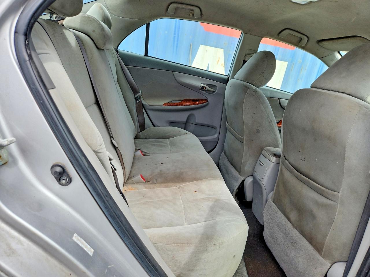 2009 Toyota Corolla Xle Silver vin: 1NXBU40E09Z001215