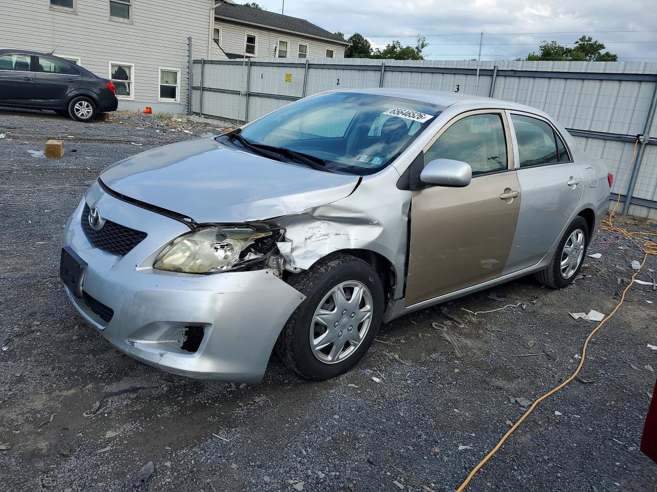 2009 Toyota Corolla Le Silver vin: 1NXBU40E09Z061253