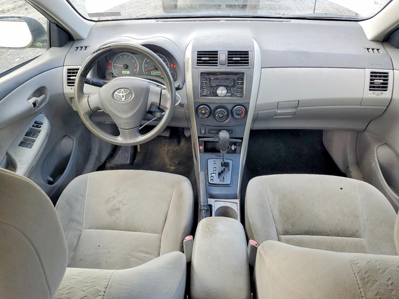 2009 Toyota Corolla Le Silver vin: 1NXBU40E09Z061253