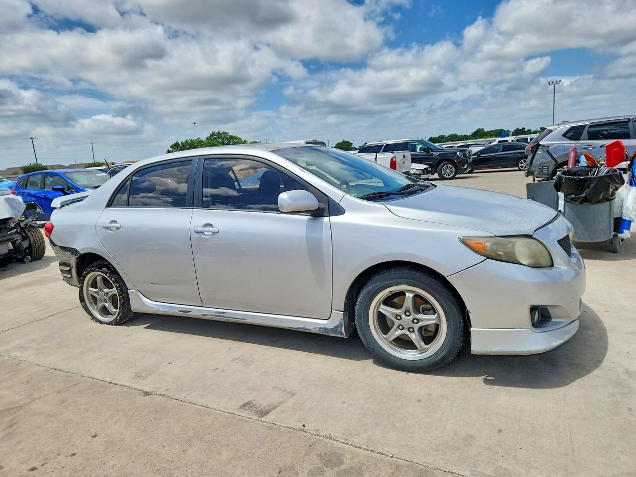 2009 Toyota Corolla S Silver vin: 1NXBU40E09Z067201