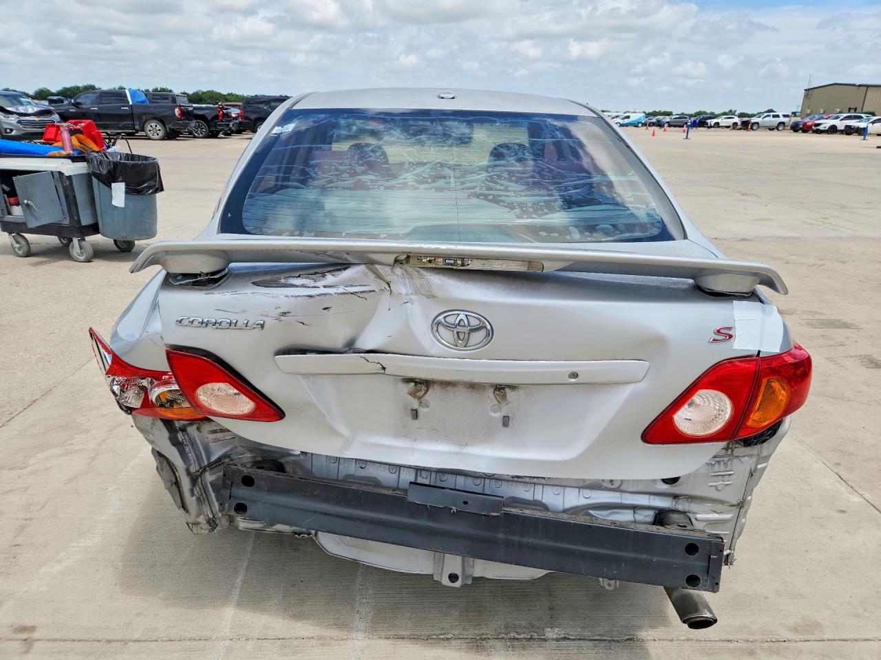 2009 Toyota Corolla S Silver vin: 1NXBU40E09Z067201