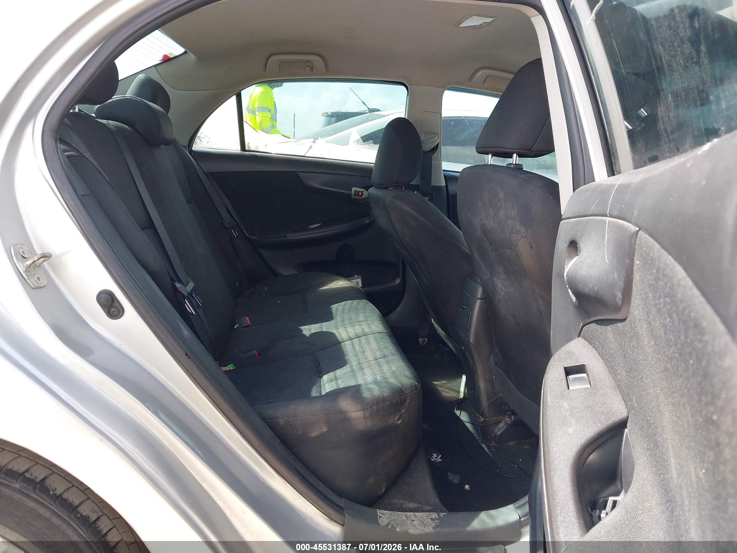 2009 Toyota Corolla S Серебряный vin: 1NXBU40E09Z099954