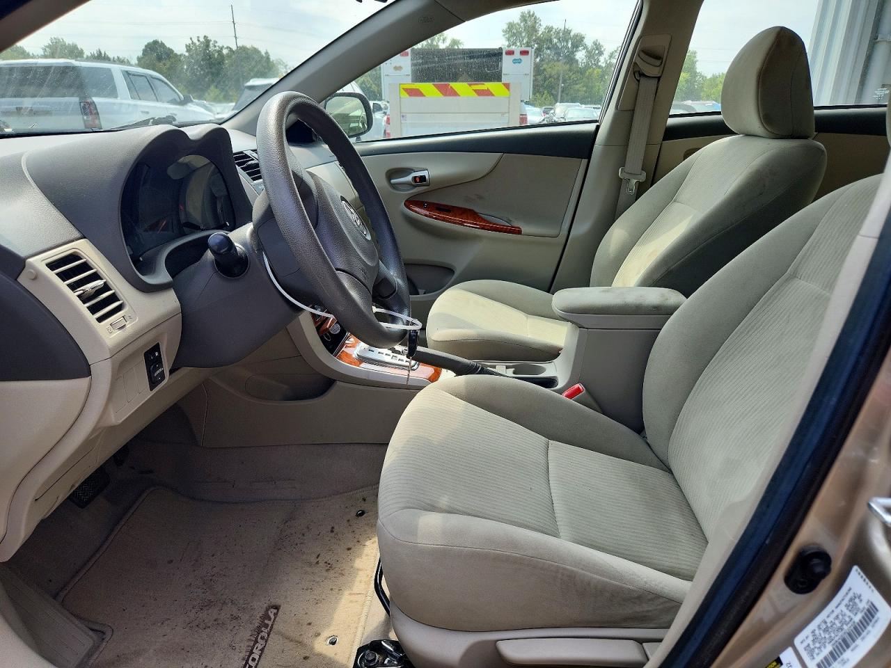 2009 Toyota Corolla Xle Beige vin: 1NXBU40E09Z104408