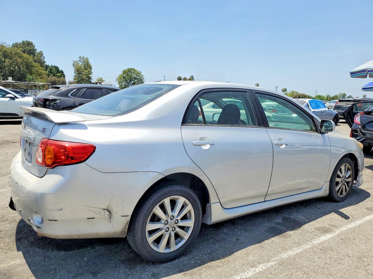 2009 Toyota Corolla S Silver vin: 1NXBU40E09Z127171