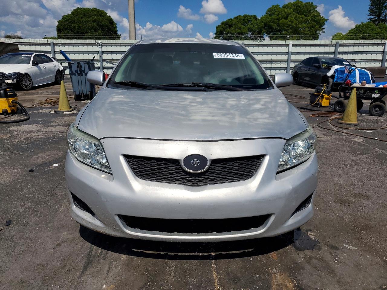 2009 Toyota Corolla Le Silver vin: 1NXBU40E09Z132211