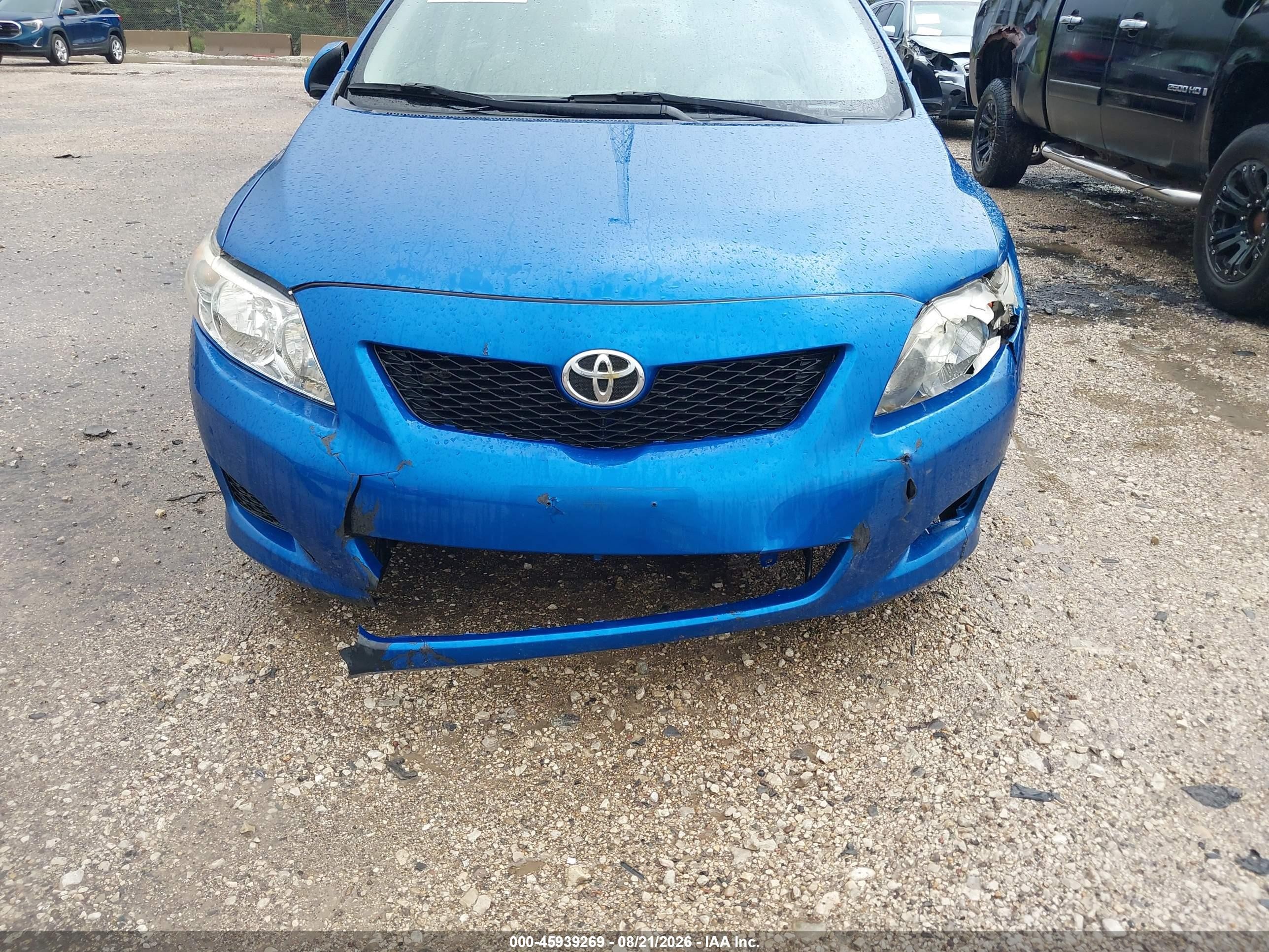 2009 Toyota Corolla   Blue vin: 1NXBU40E09Z149428