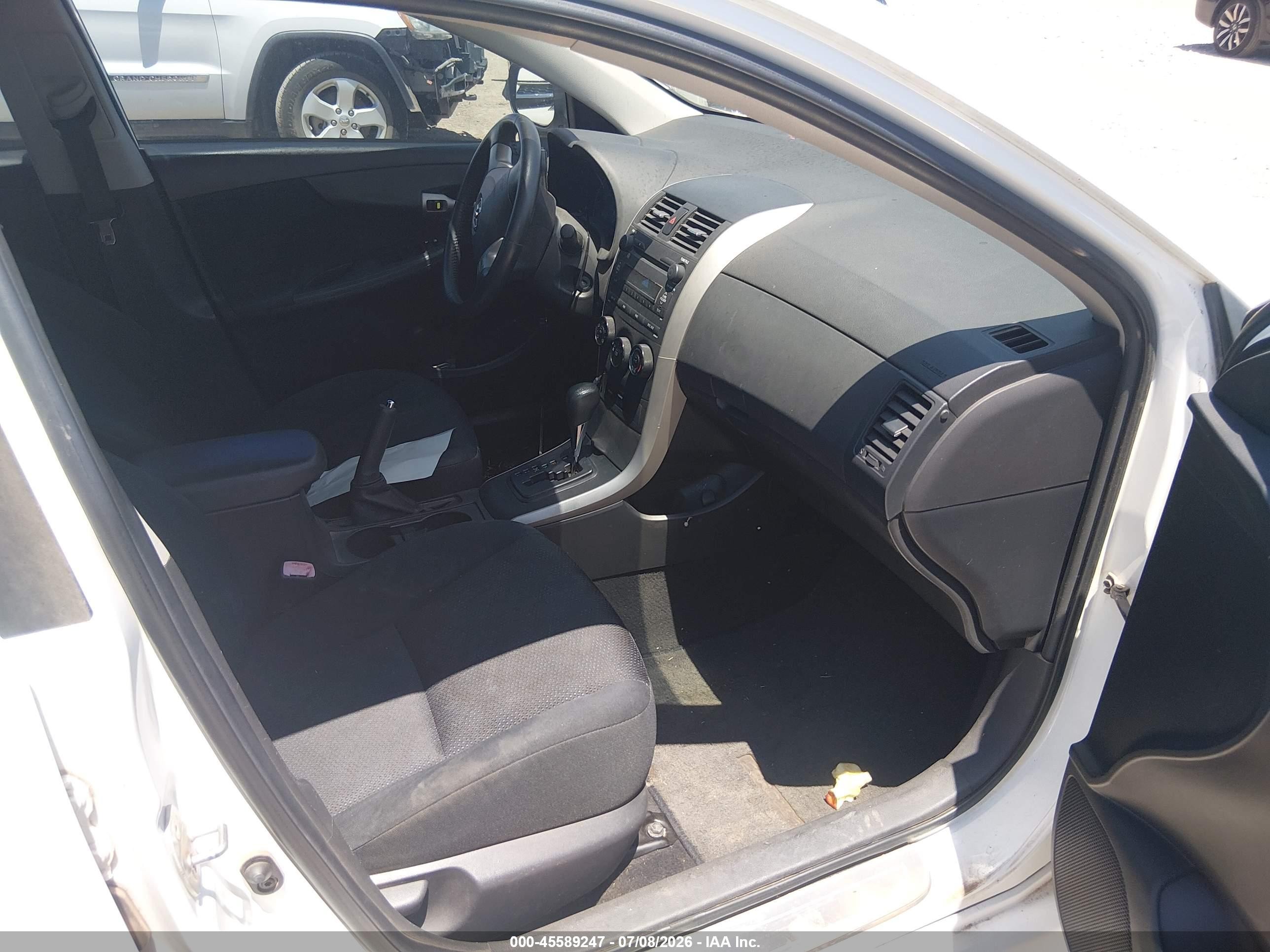 2009 Toyota Corolla S Белый vin: 1NXBU40E09Z156704