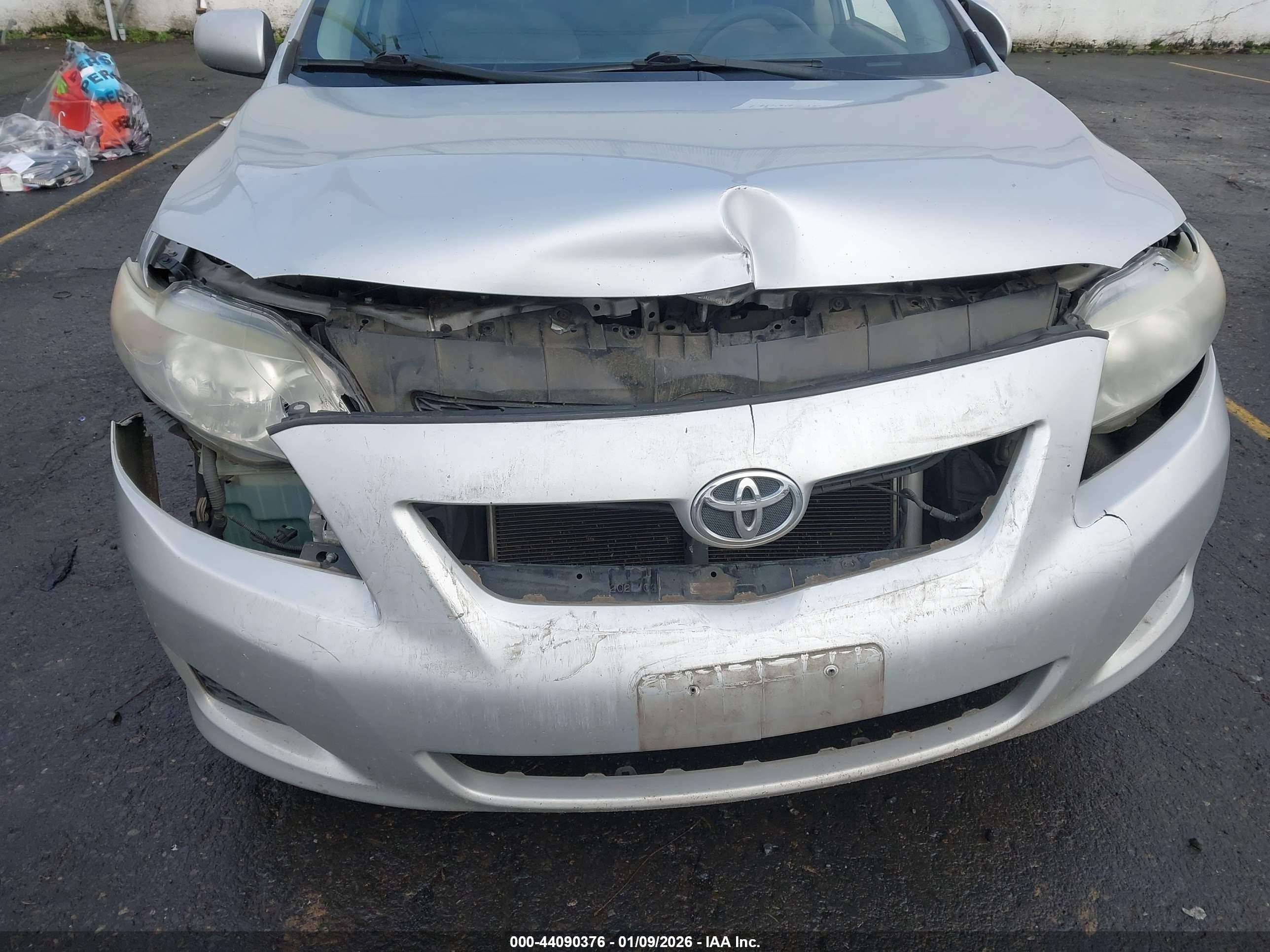 2009 Toyota Corolla Le Silver vin: 1NXBU40E19Z036331