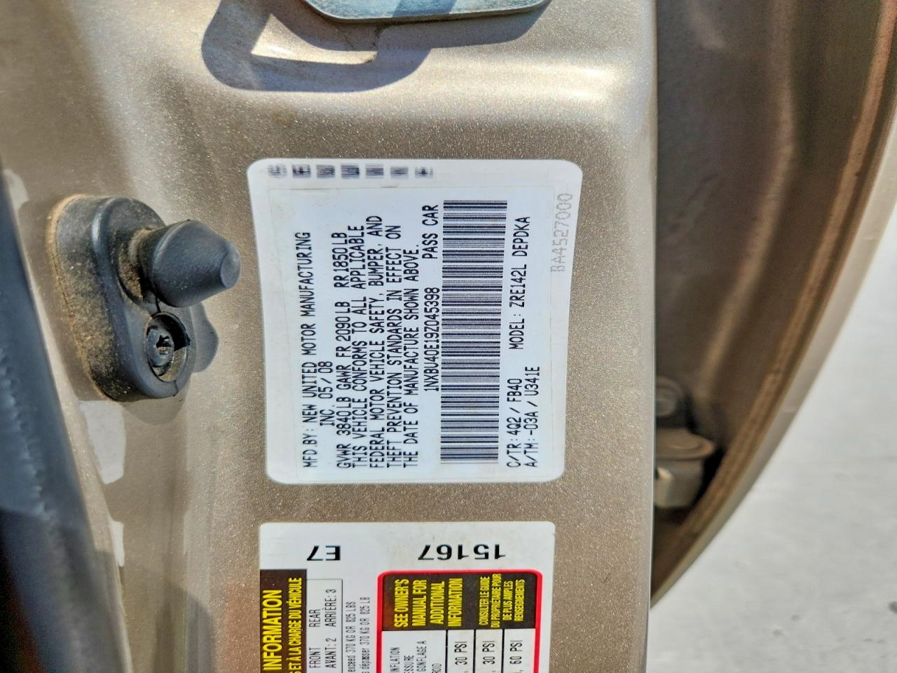 2009 Toyota Corolla Base Silver vin: 1NXBU40E19Z045398