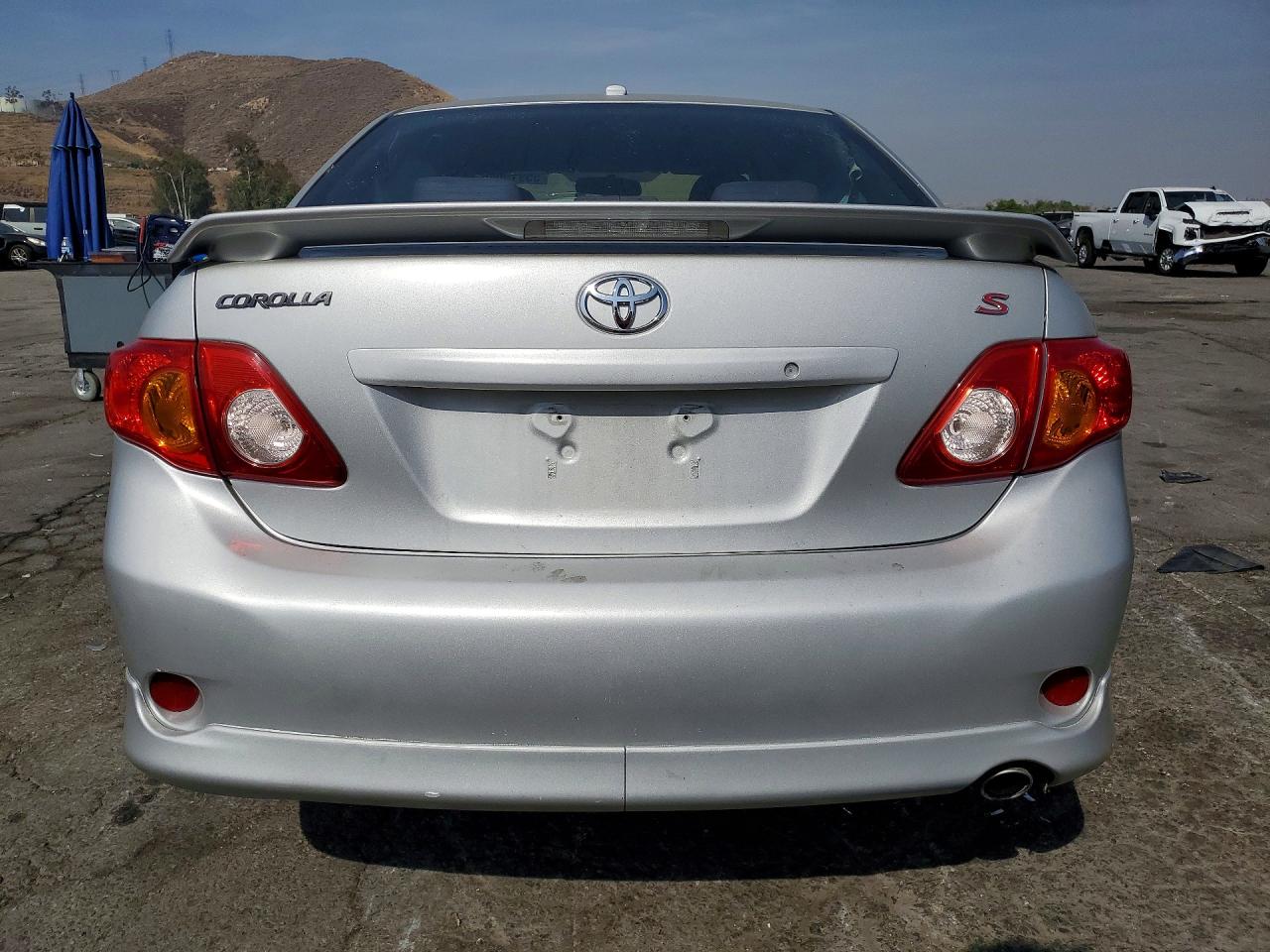 2009 Toyota Corolla S Серебряный vin: 1NXBU40E19Z058152