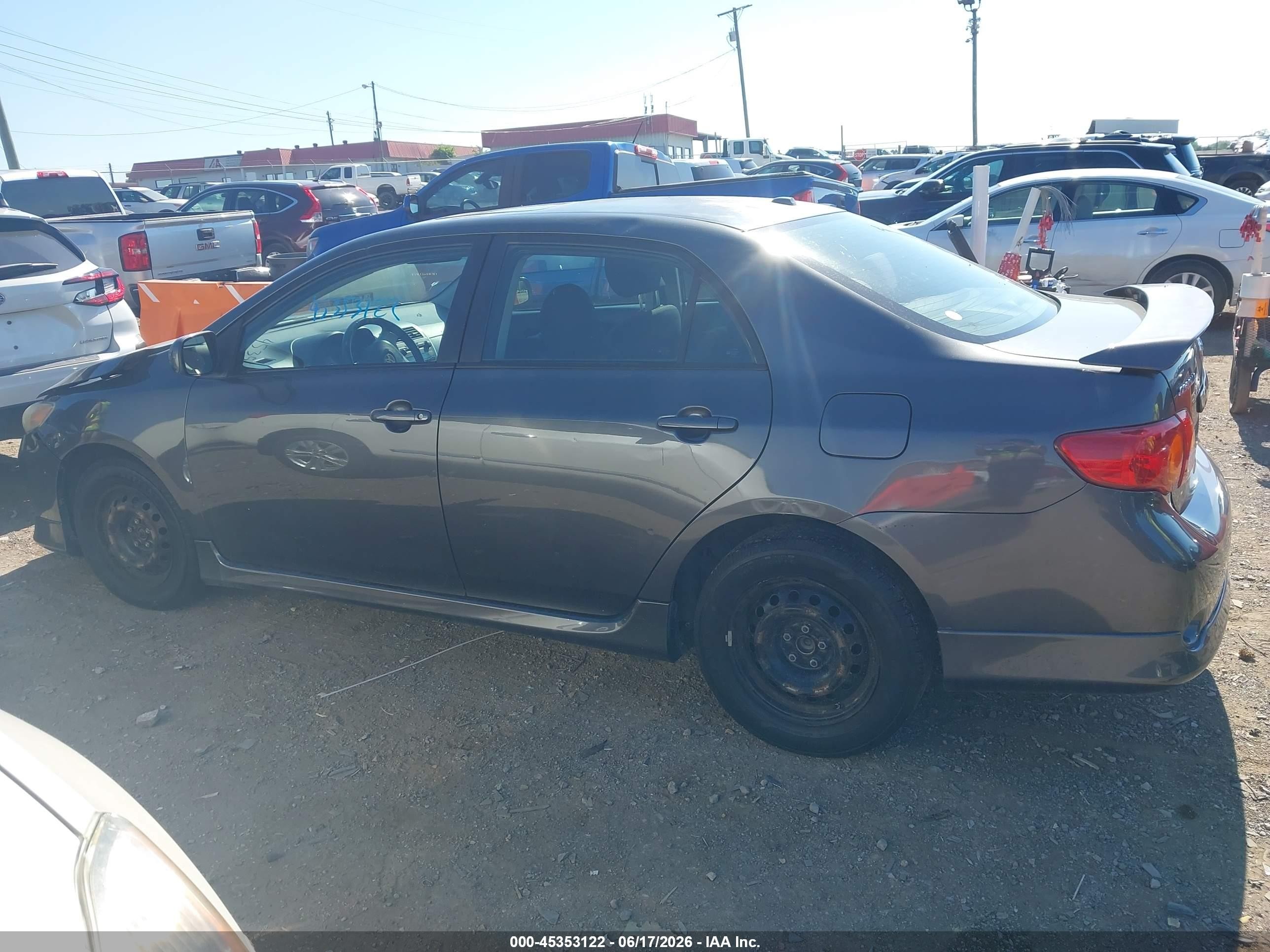 2009 Toyota Corolla S Gray vin: 1NXBU40E19Z058183