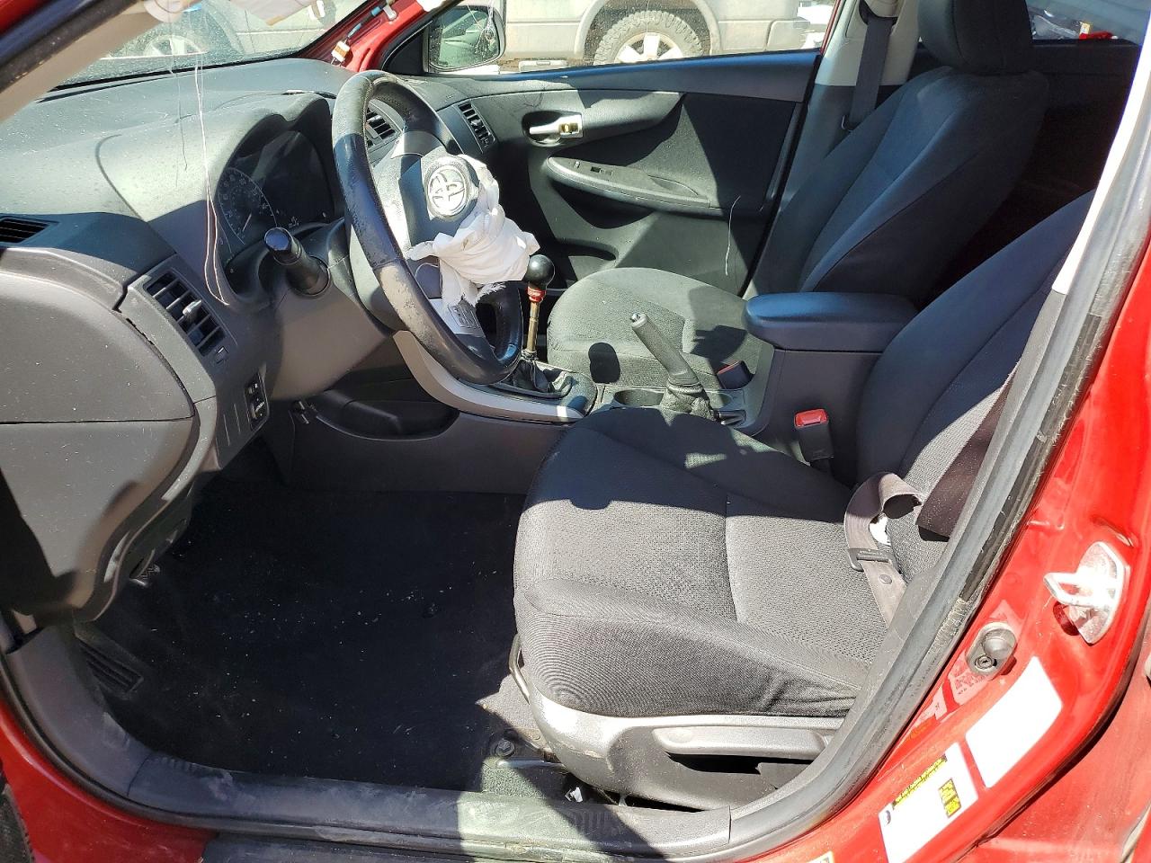 2009 Toyota Corolla S Red vin: 1NXBU40E19Z116020