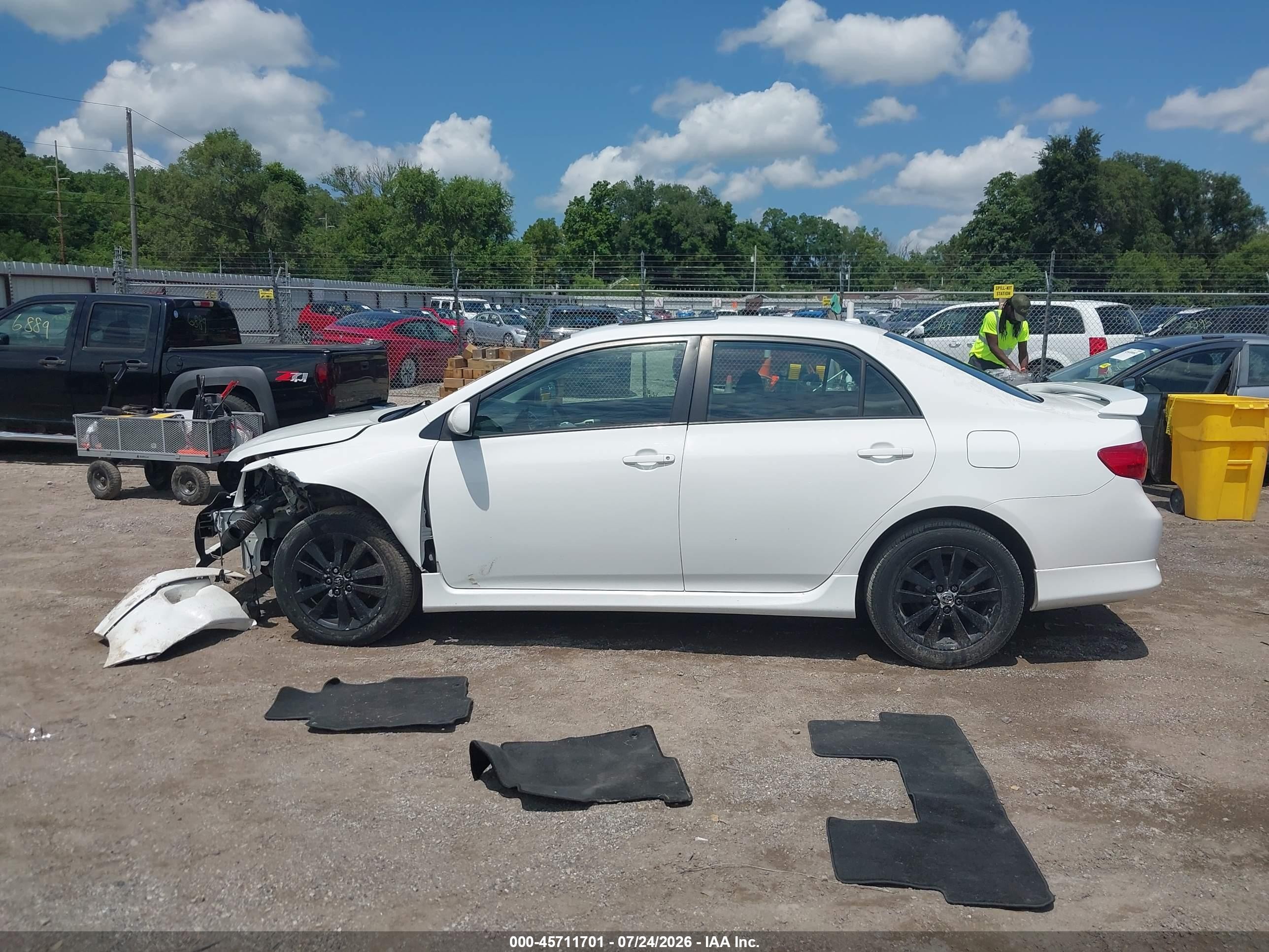 2009 Toyota Corolla S White vin: 1NXBU40E19Z130712