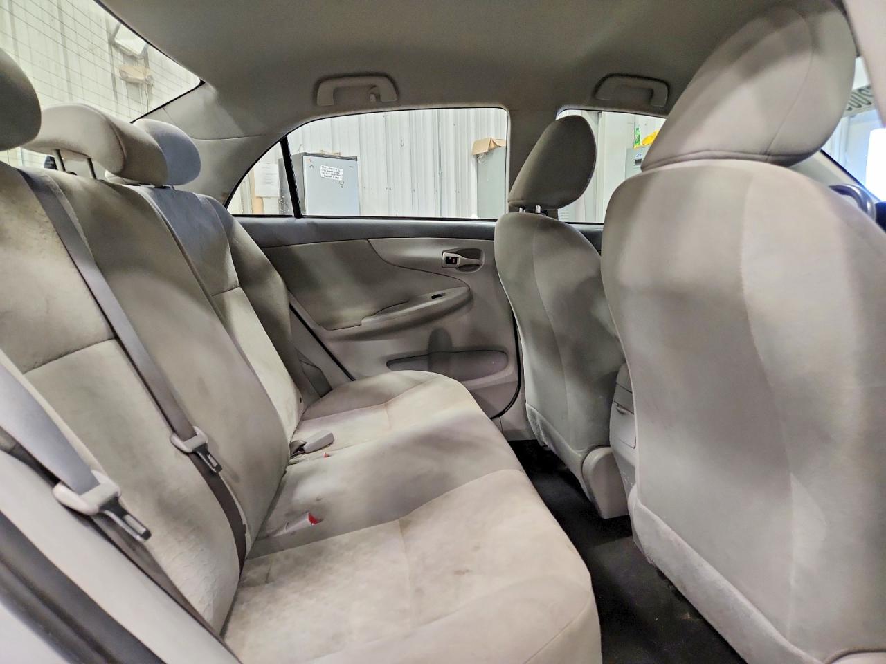 2009 Toyota Corolla Le Серебряный vin: 1NXBU40E19Z145081