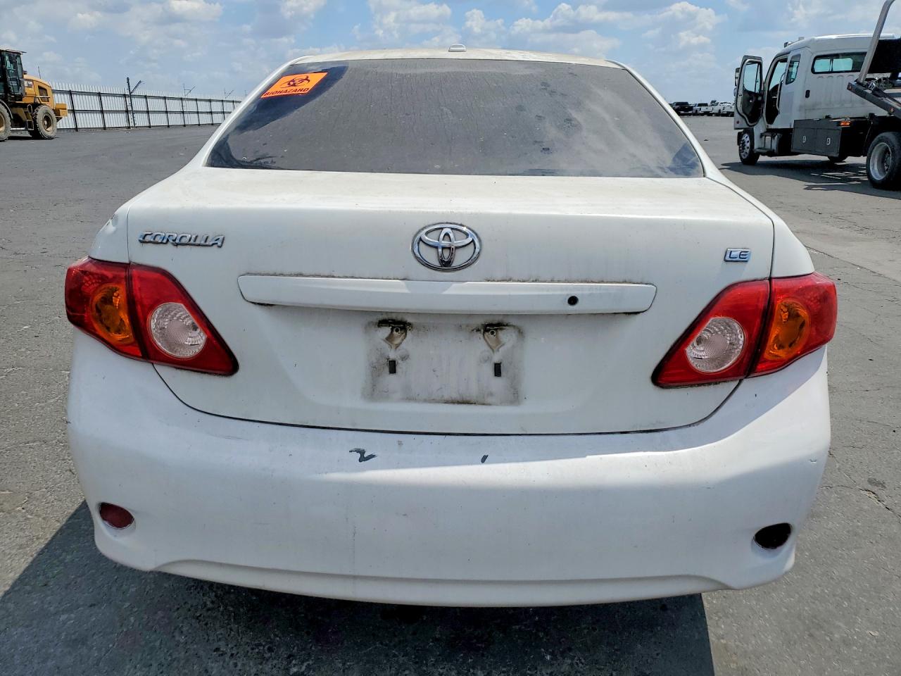 2009 Toyota Corolla Le White vin: 1NXBU40E29Z014855