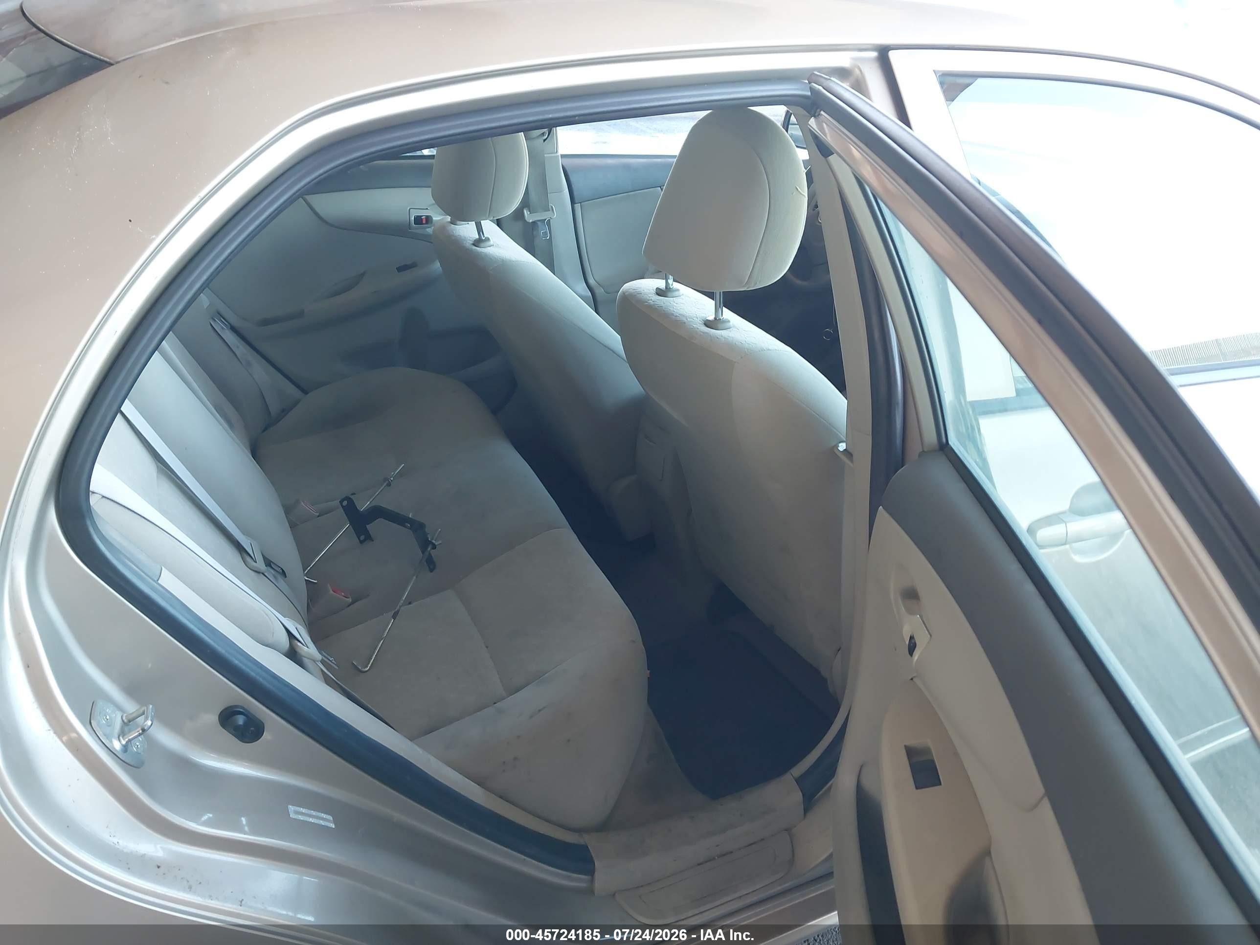 2009 Toyota Corolla Le Золотой vin: 1NXBU40E29Z024754